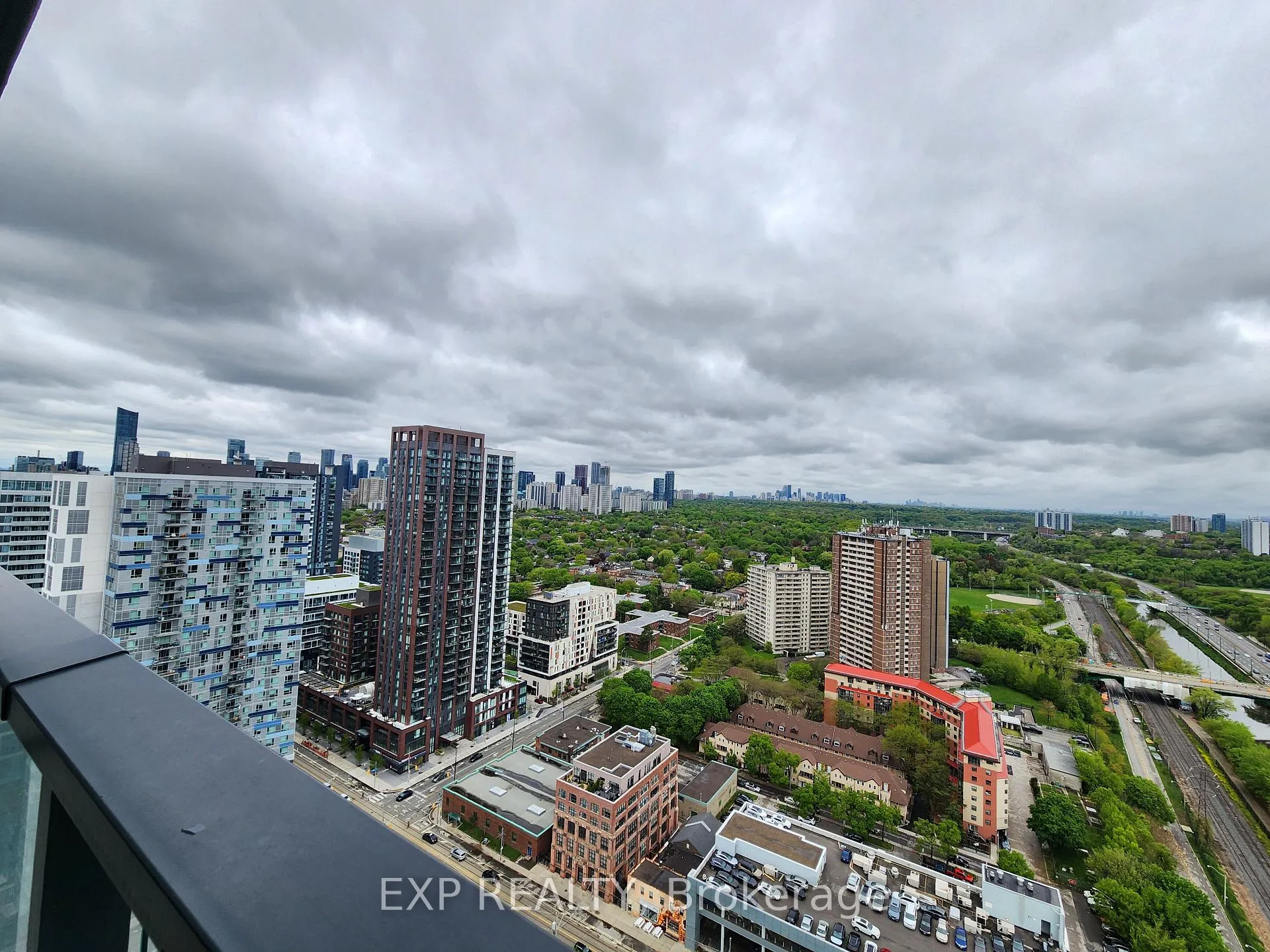 Photo 12 of Unit 3012, 5 Defries Street, Toronto, Regent Park — HOMEH