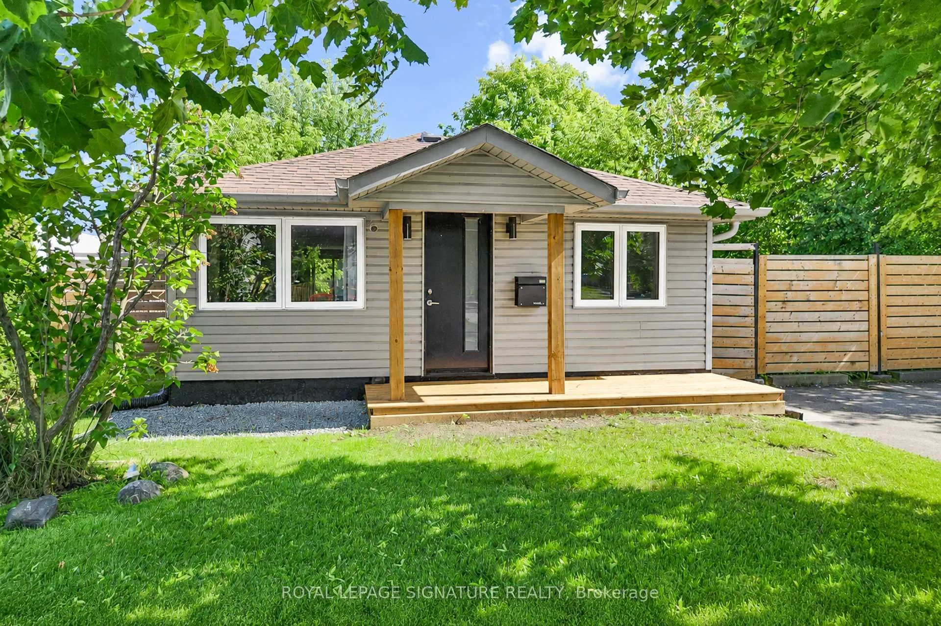 Photo 1 of 335 Miami Drive, Georgina, Keswick South — HOMEH