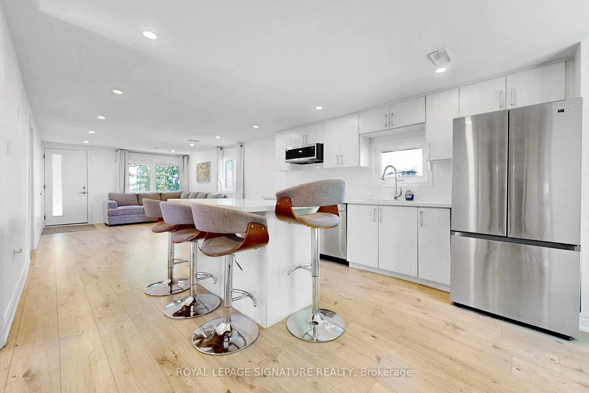Photo 9 of 335 Miami Drive, Georgina, Keswick South — HOMEH