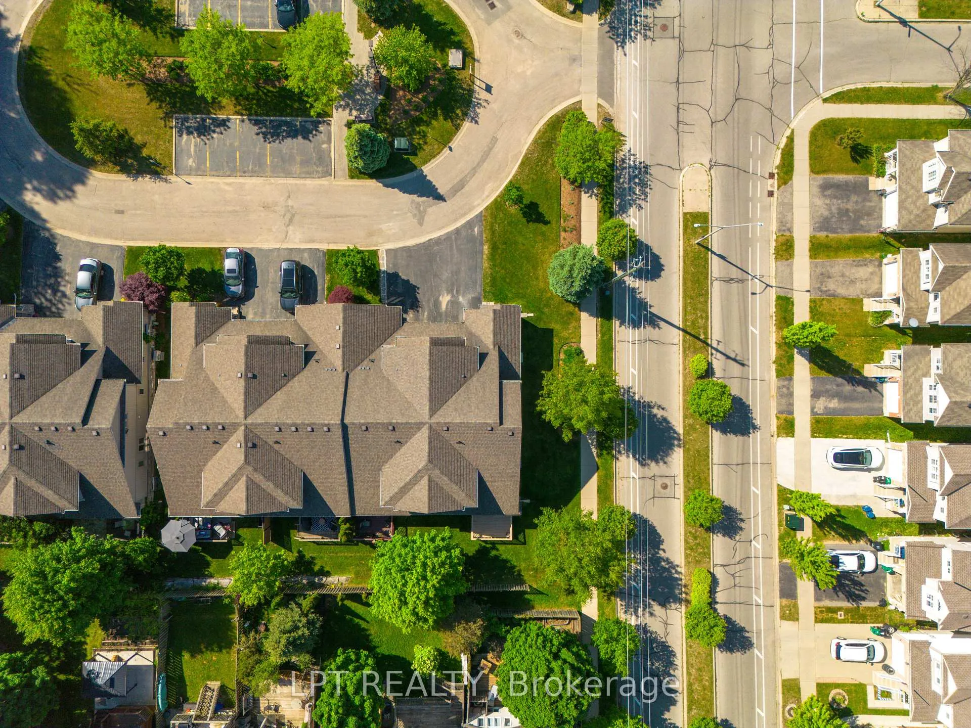 Photo 33 of Unit 13, 795 Laurelwood Drive, Waterloo, Columbia Forest/Clair Hills — HOMEH