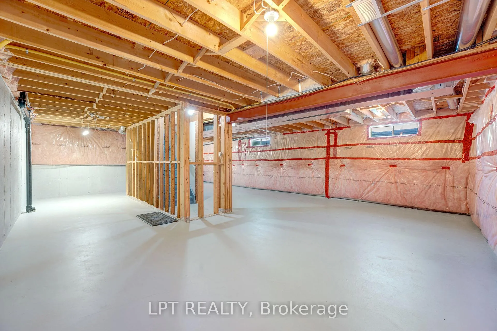 Photo 34 of Unit 13, 795 Laurelwood Drive, Waterloo, Columbia Forest/Clair Hills — HOMEH