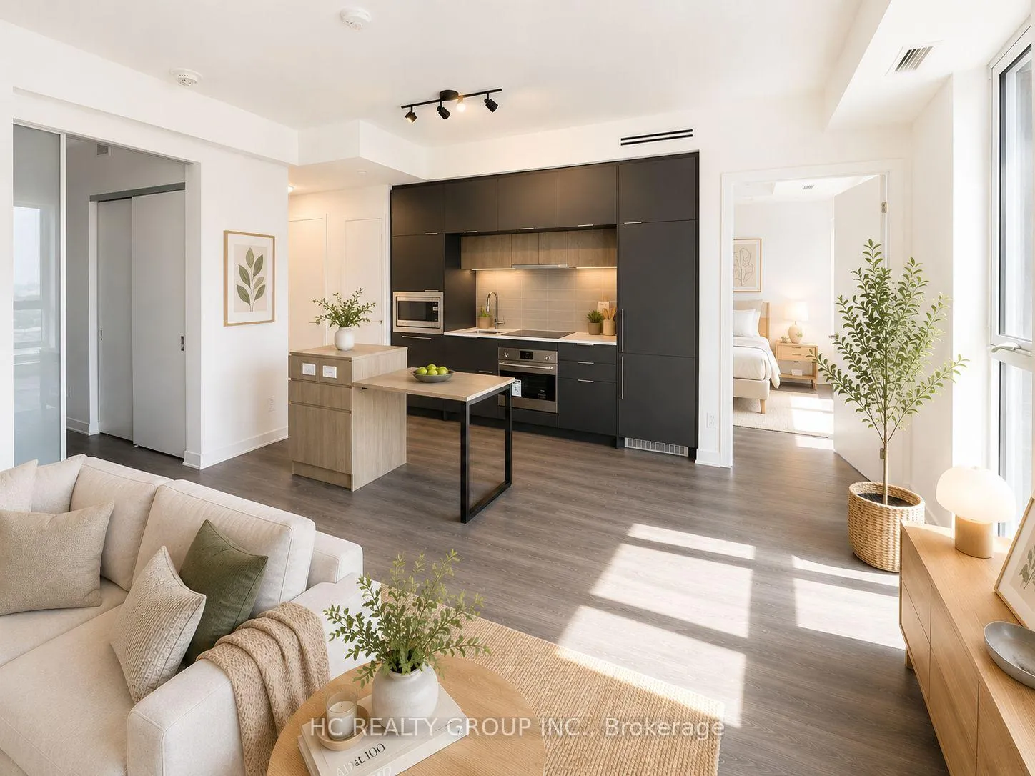 Photo 3 of Unit 708, 185 Alberta Avenue, Toronto, Oakwood Village — HOMEH
