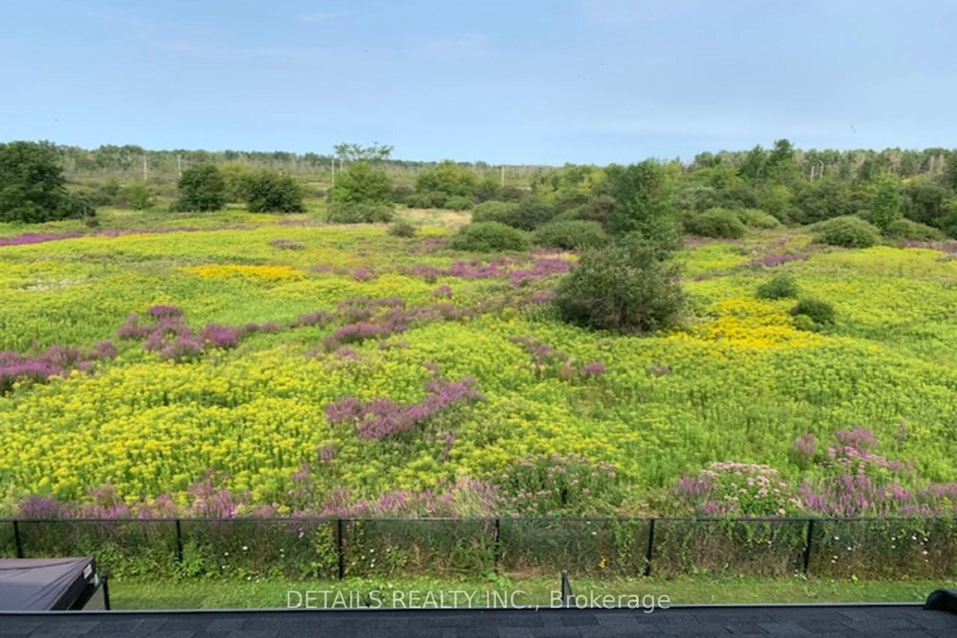 Photo 2 of 756 Dearborn Private, Ottawa, Blossom Park/Kemp Park/Findlay Creek — HOMEH
