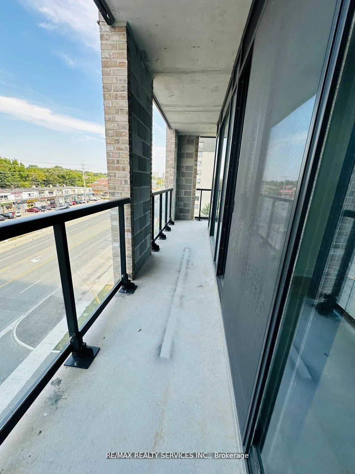 Photo 5 of Unit 409, 86 Dundas Street E, Mississauga, Cooksville — HOMEH