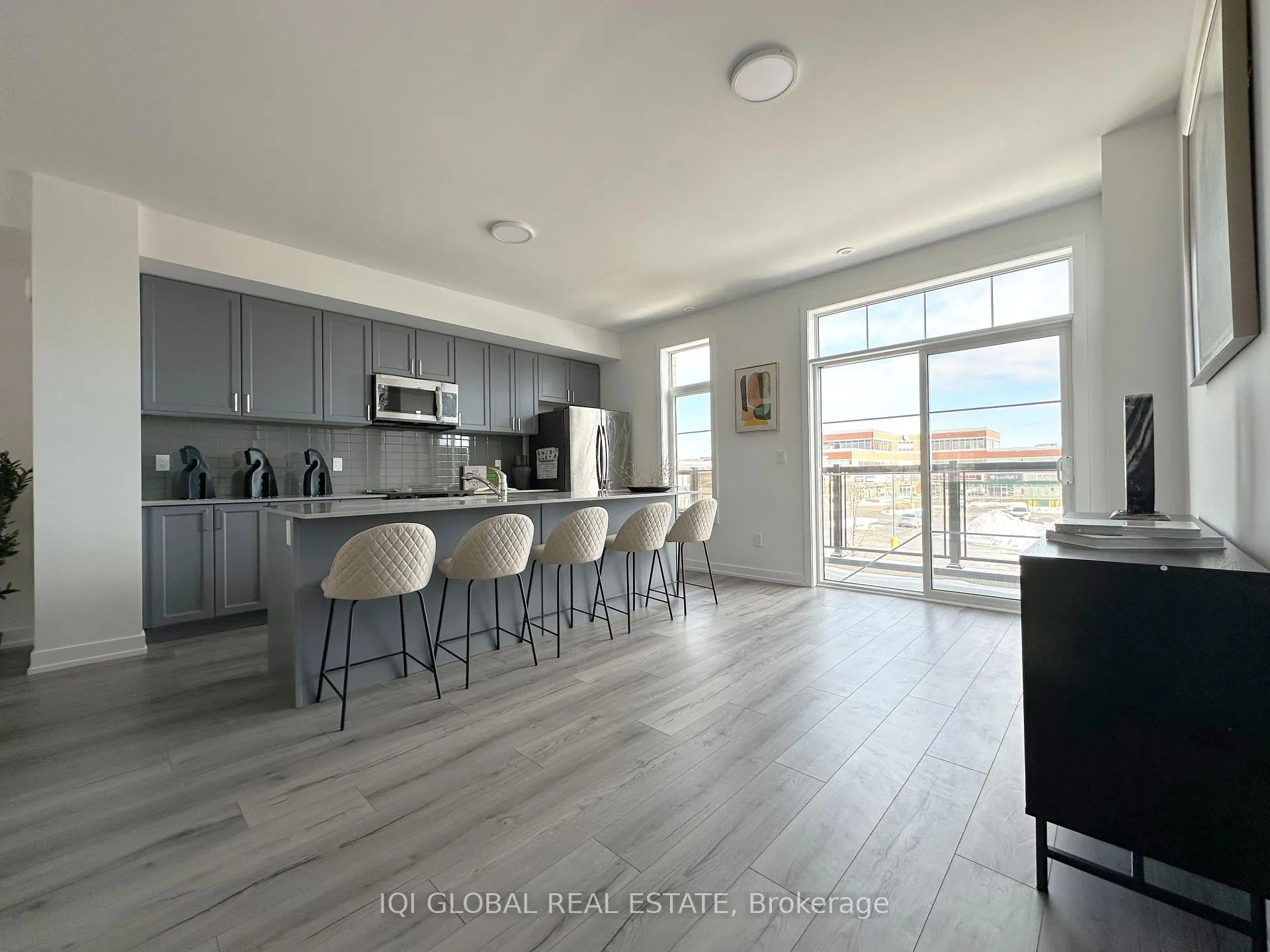 Photo 2 of Unit 403, 1655 Palmers Sawmill Road, Pickering, Duffin Heights — HOMEH