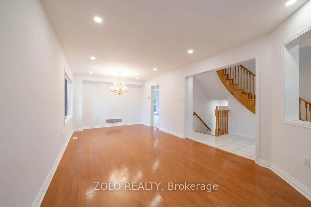 Photo 4 of 170 Widdifield Avenue, Newmarket, Armitage — HOMEH