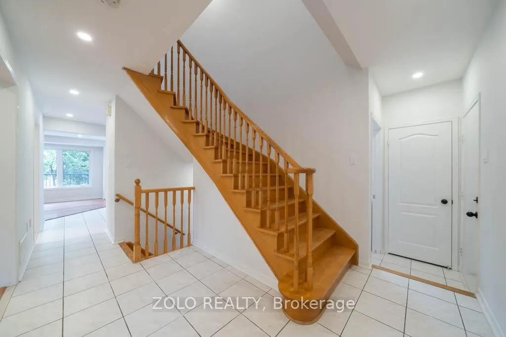 Photo 7 of 170 Widdifield Avenue, Newmarket, Armitage — HOMEH