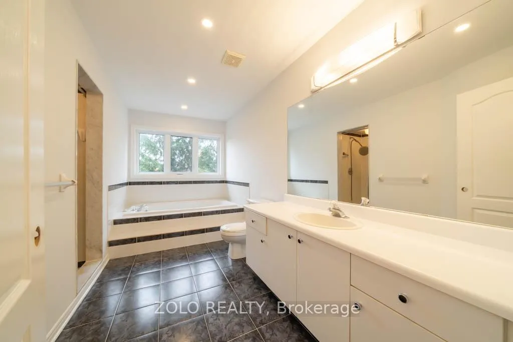 Photo 21 of 170 Widdifield Avenue, Newmarket, Armitage — HOMEH