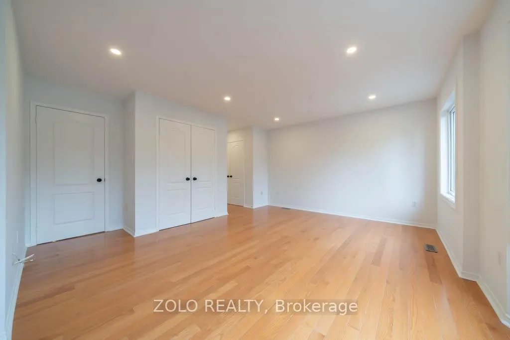 Photo 24 of 170 Widdifield Avenue, Newmarket, Armitage — HOMEH