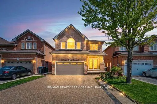 Photo 1 of 8 Pacific Wind Crescent, Brampton, Sandringham-Wellington — HOMEH