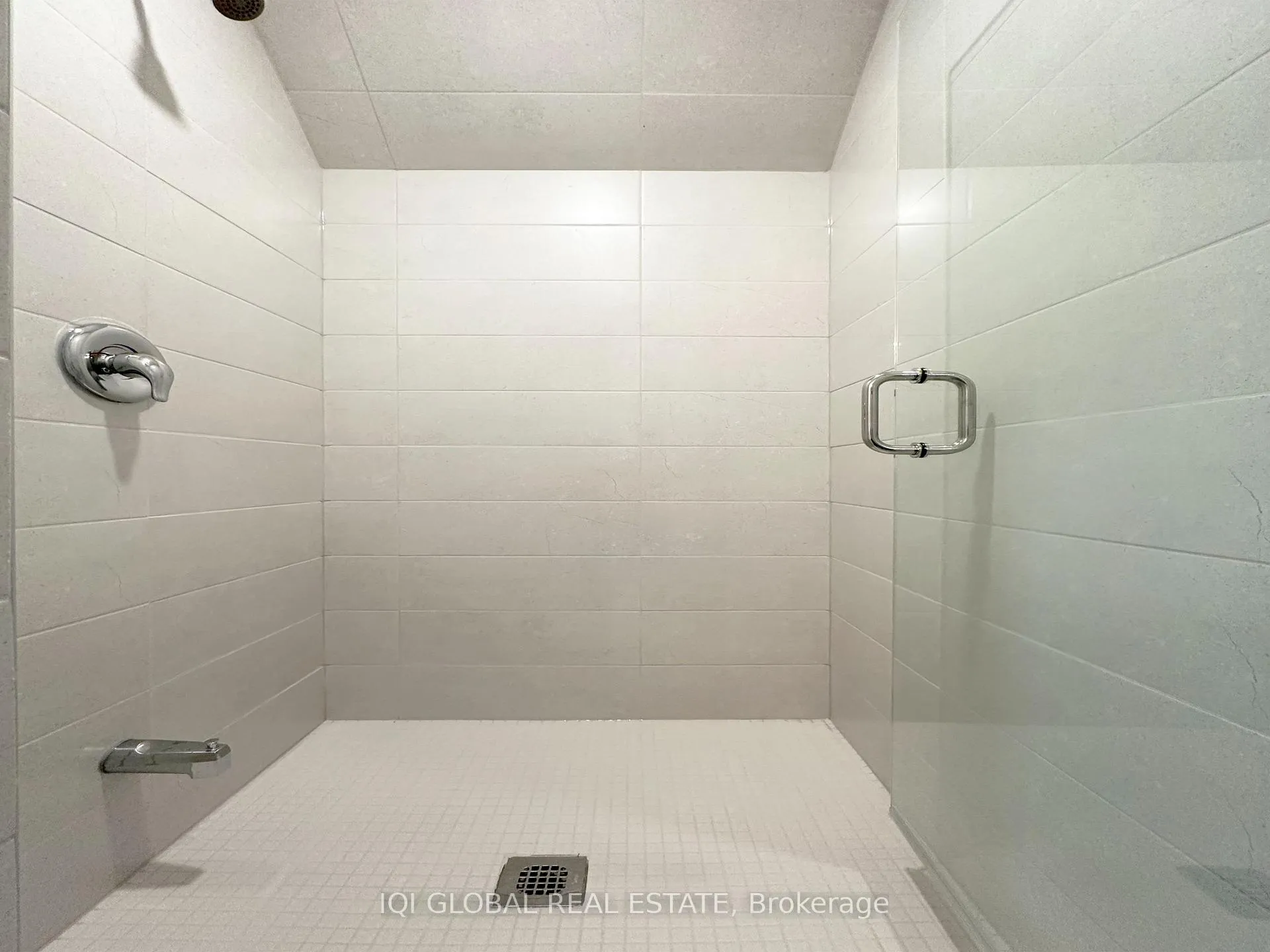 Photo 13 of Unit 211, 1655 Palmers Sawmill Road, Pickering, Duffin Heights — HOMEH