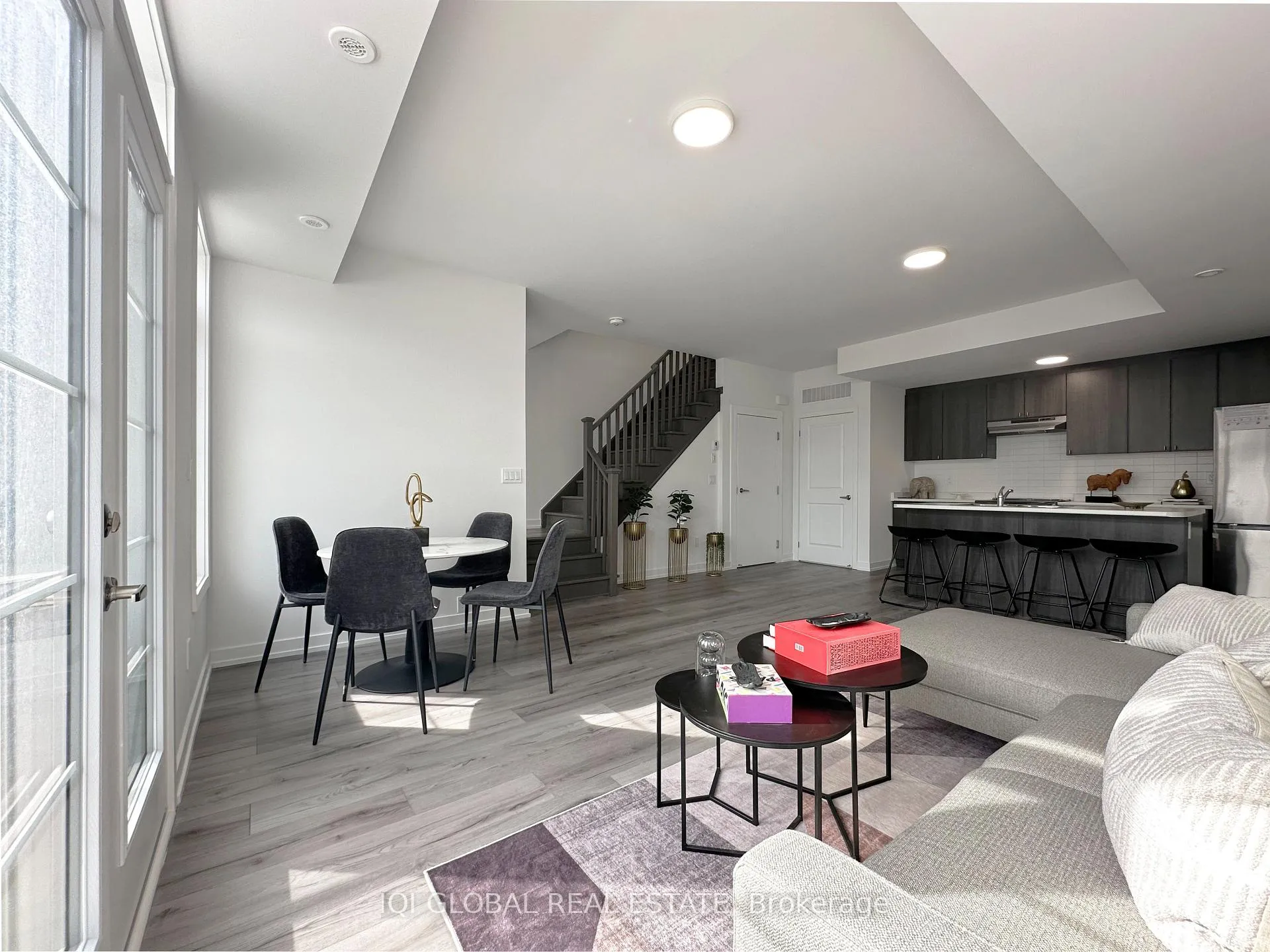Photo 5 of Unit 209, 1655 Palmers Sawmill Road, Pickering, Duffin Heights — HOMEH