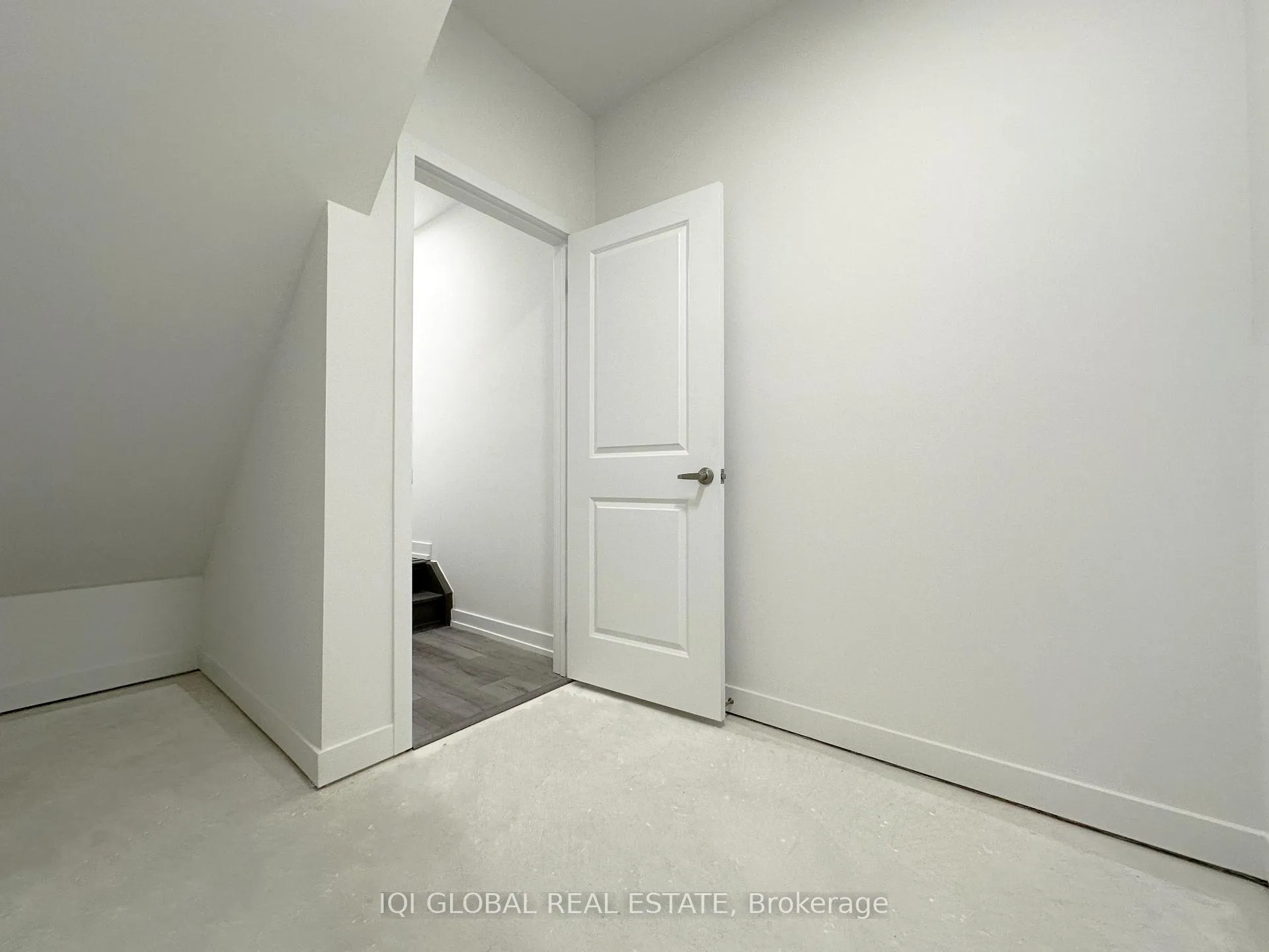 Photo 17 of Unit 209, 1655 Palmers Sawmill Road, Pickering, Duffin Heights — HOMEH