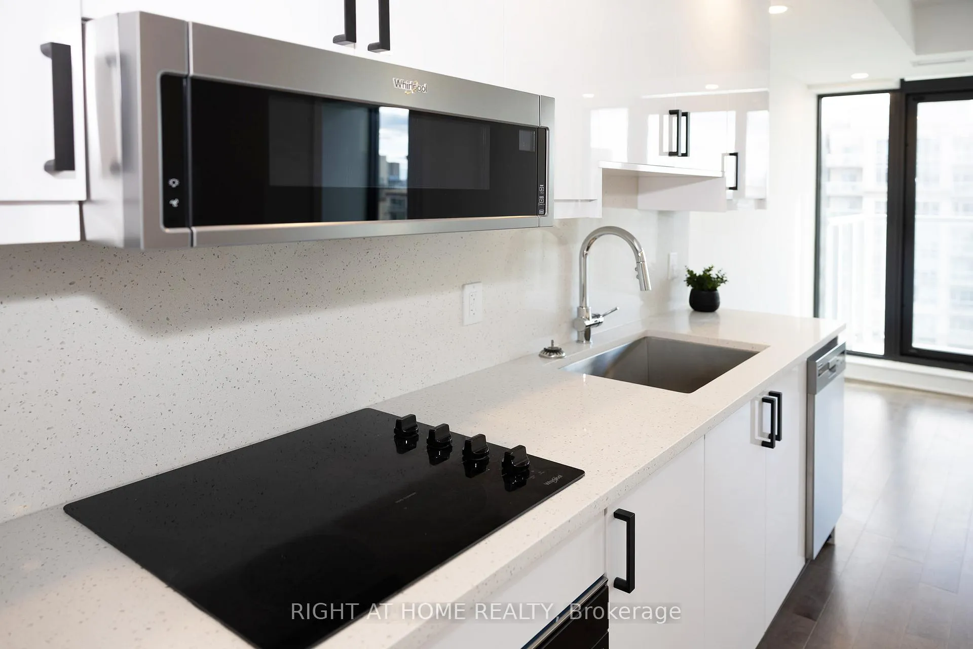 Photo 9 of Unit 2508, 180 George Street, Ottawa, Lower Town/Byward Market — HOMEH