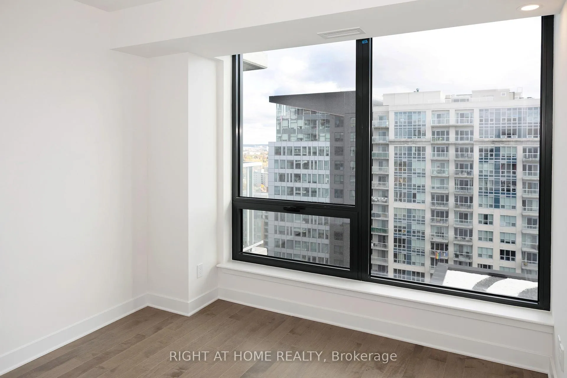 Photo 16 of Unit 2508, 180 George Street, Ottawa, Lower Town/Byward Market — HOMEH