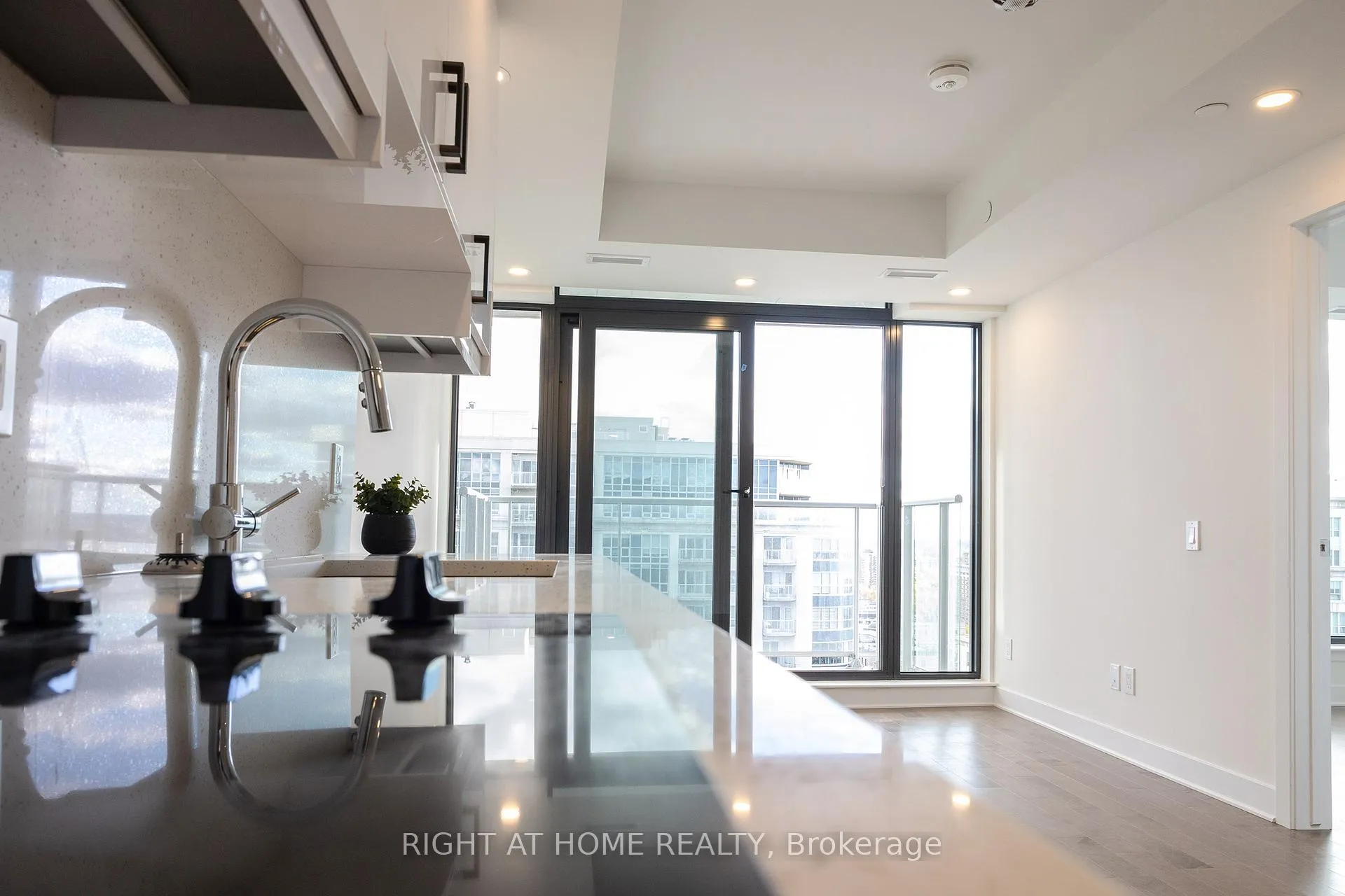 Photo 18 of Unit 2508, 180 George Street, Ottawa, Lower Town/Byward Market — HOMEH