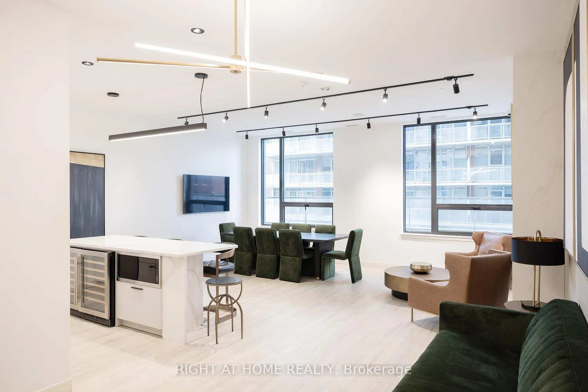 Photo 20 of Unit 2508, 180 George Street, Ottawa, Lower Town/Byward Market — HOMEH
