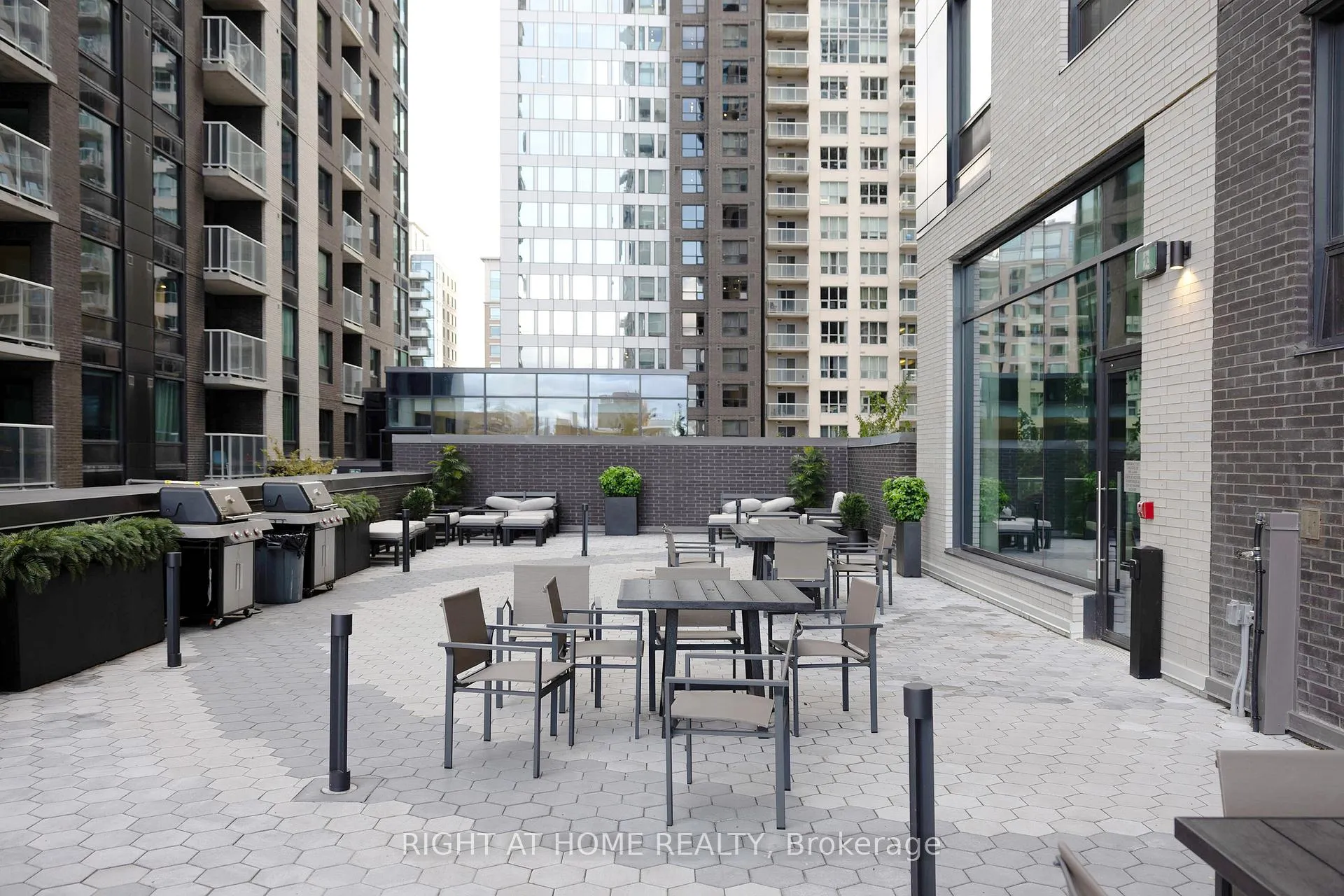 Photo 29 of Unit 2508, 180 George Street, Ottawa, Lower Town/Byward Market — HOMEH