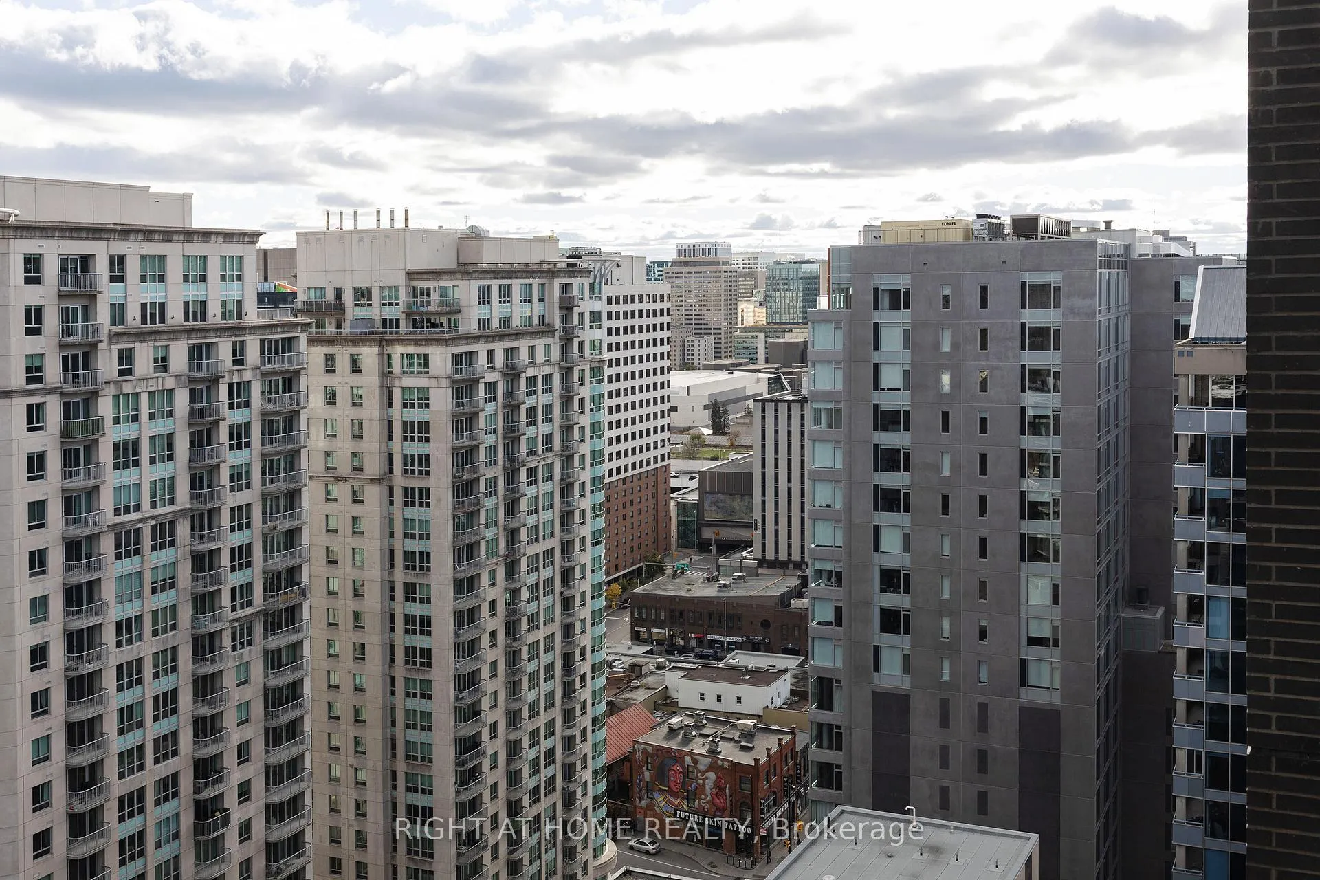 Photo 38 of Unit 2508, 180 George Street, Ottawa, Lower Town/Byward Market — HOMEH