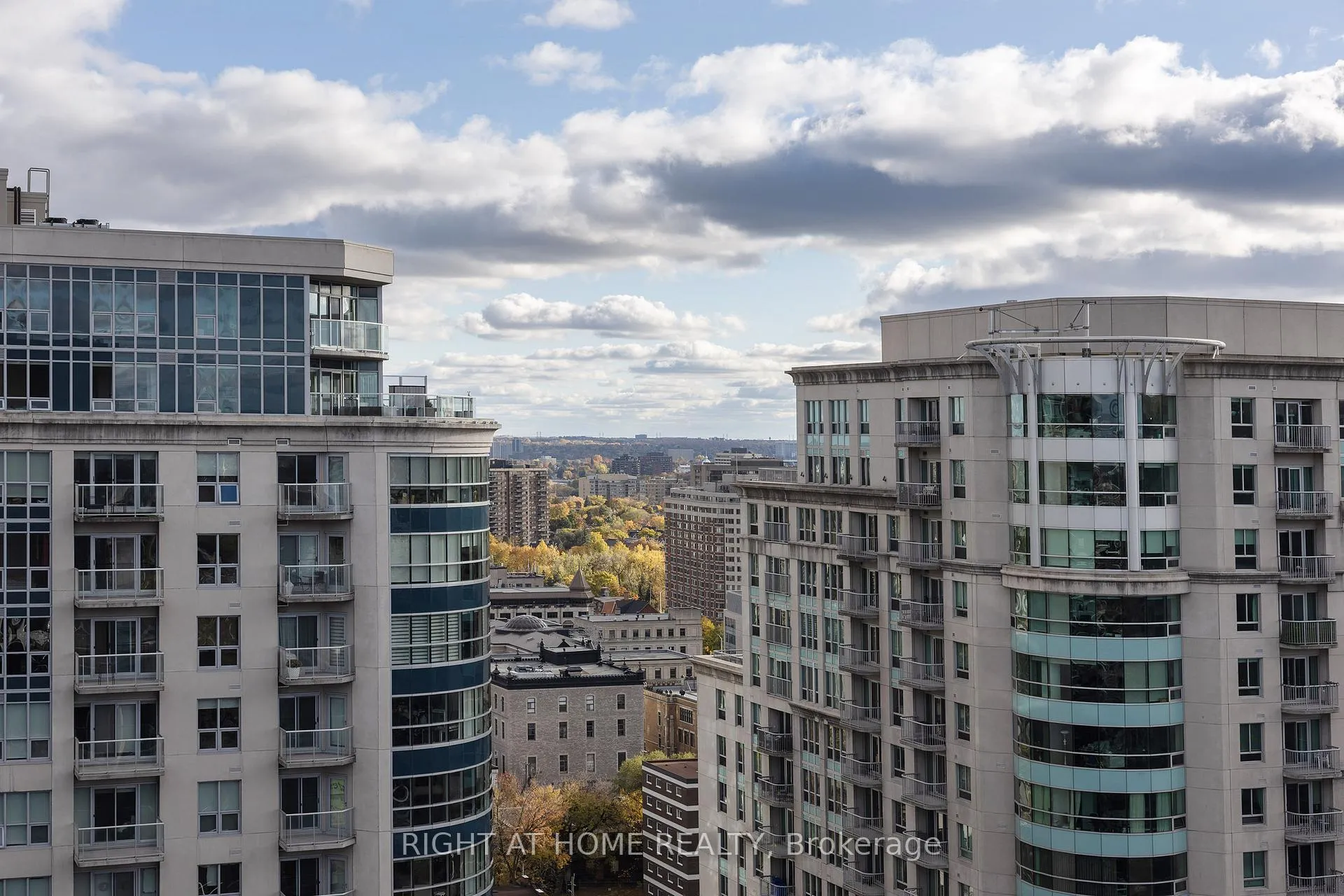 Photo 41 of Unit 2508, 180 George Street, Ottawa, Lower Town/Byward Market — HOMEH