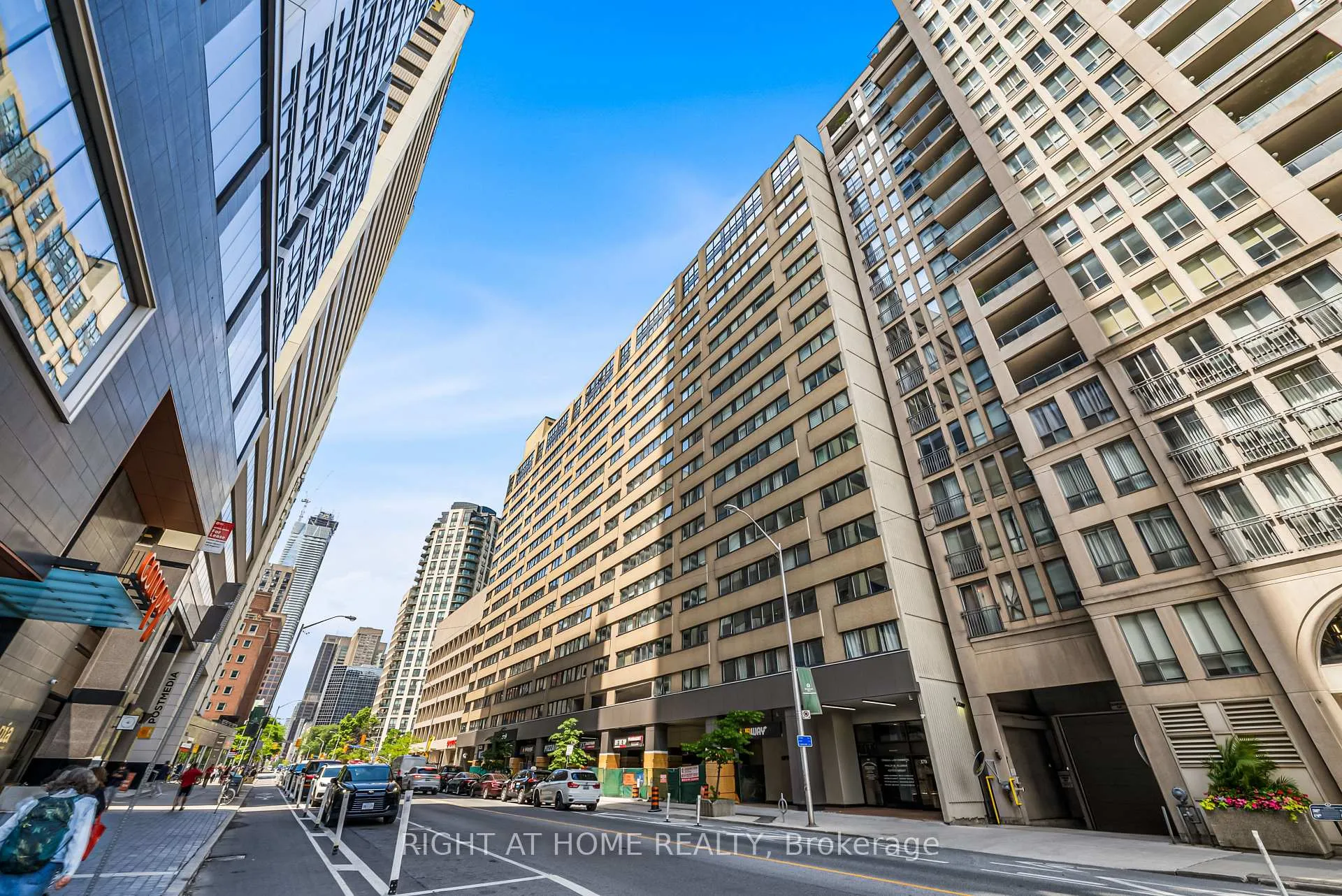 Photo 1 of Unit 411, 360 Bloor Street E, Toronto, Rosedale-Moore Park — HOMEH