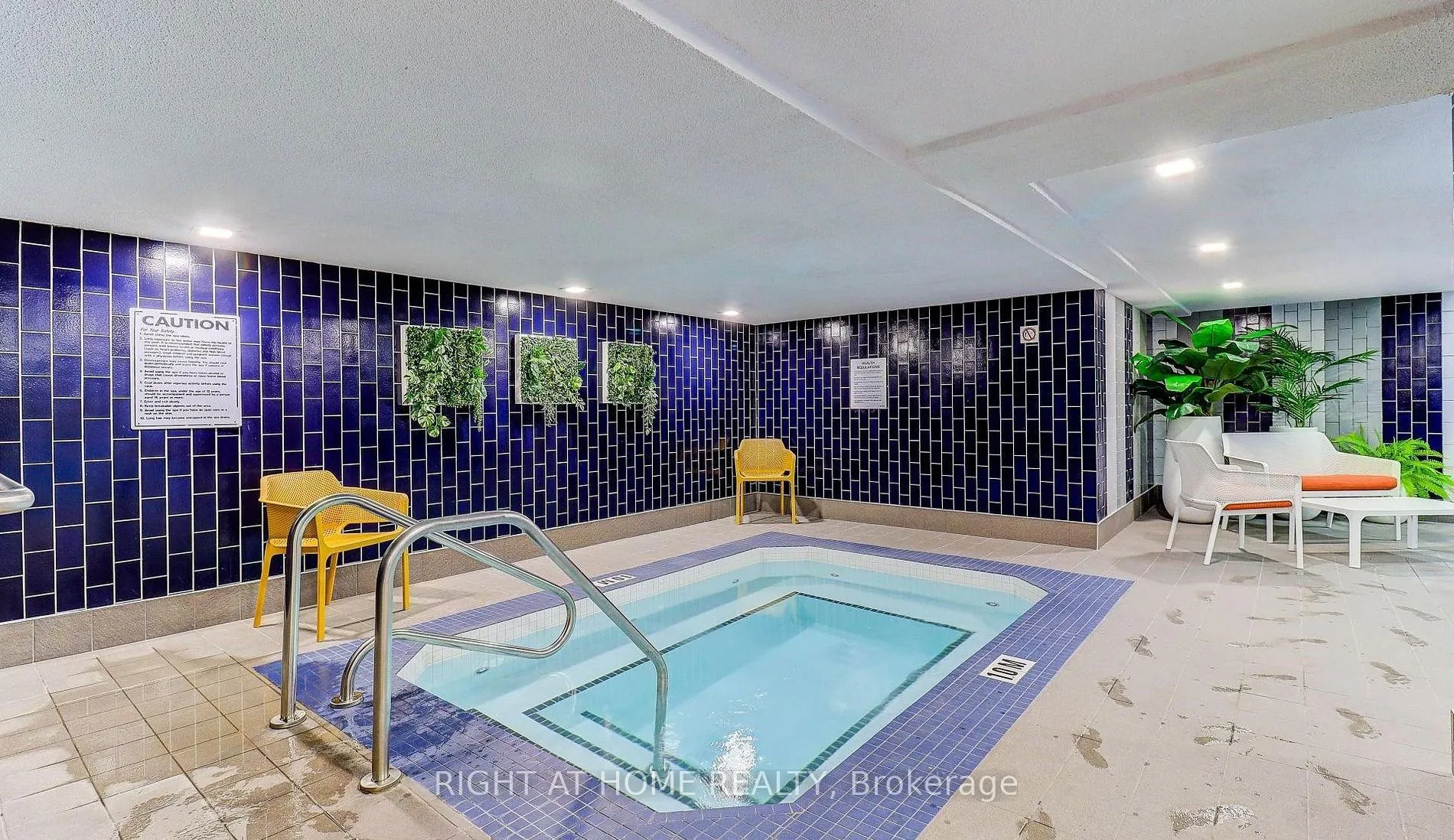 Photo 7 of Unit 411, 360 Bloor Street E, Toronto, Rosedale-Moore Park — HOMEH