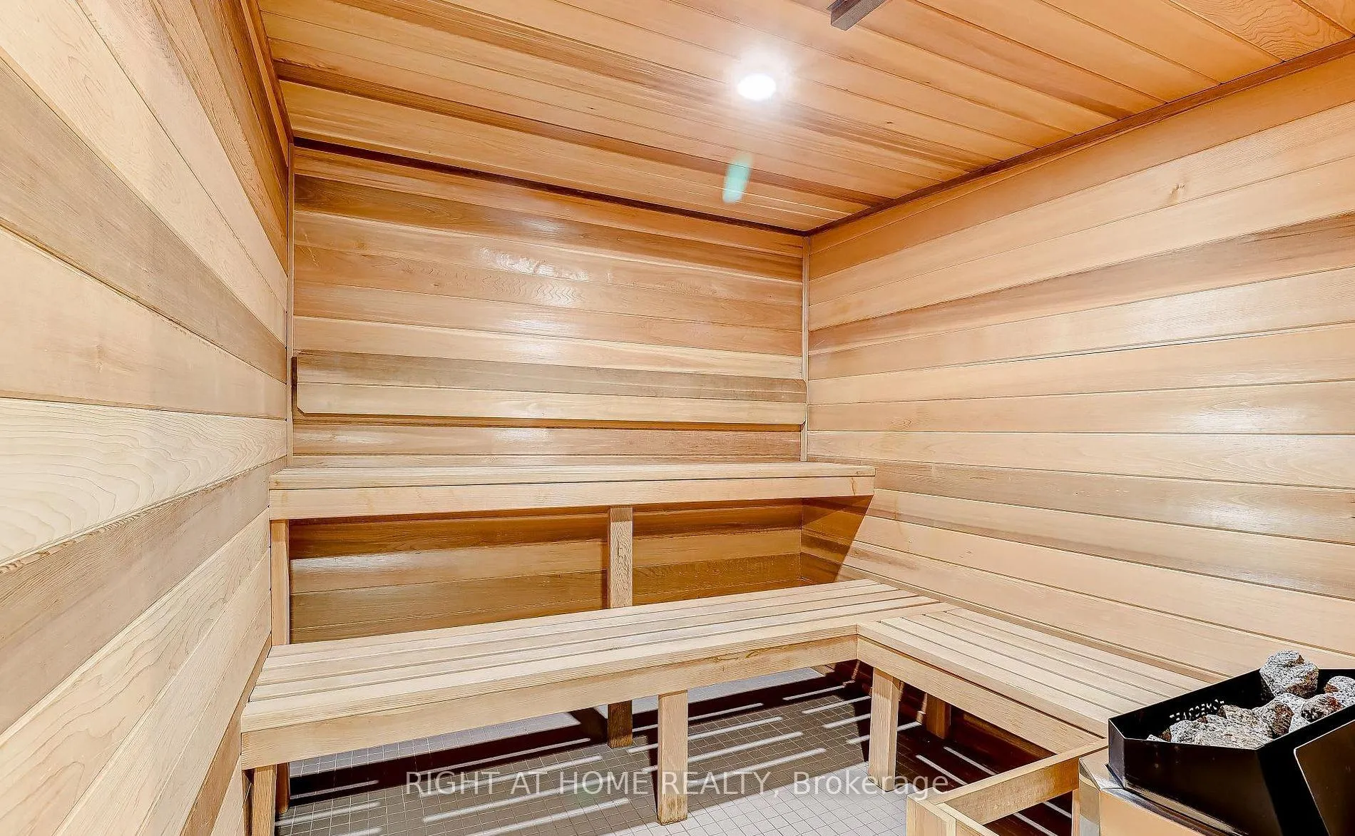 Photo 8 of Unit 411, 360 Bloor Street E, Toronto, Rosedale-Moore Park — HOMEH