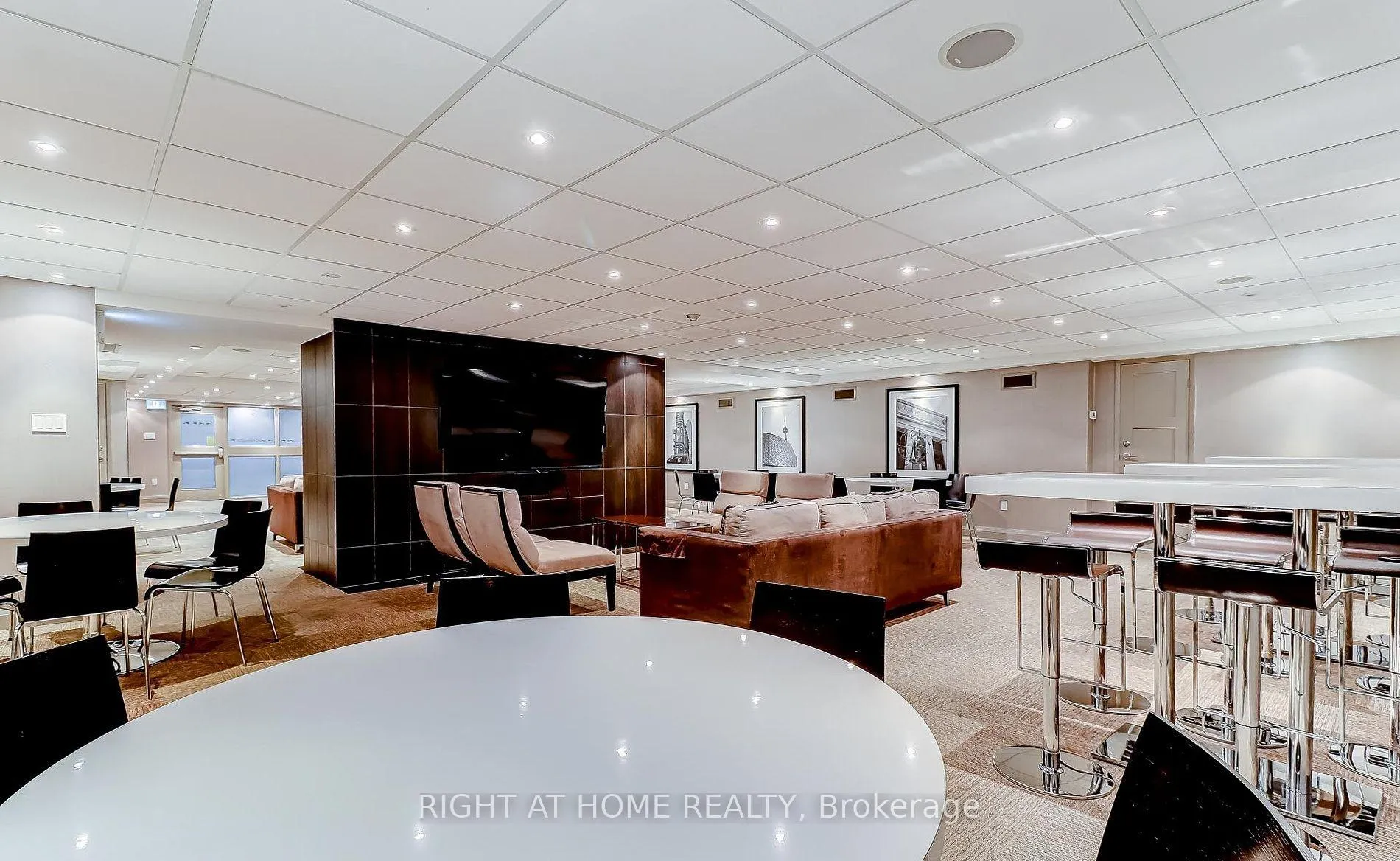 Photo 20 of Unit 411, 360 Bloor Street E, Toronto, Rosedale-Moore Park — HOMEH
