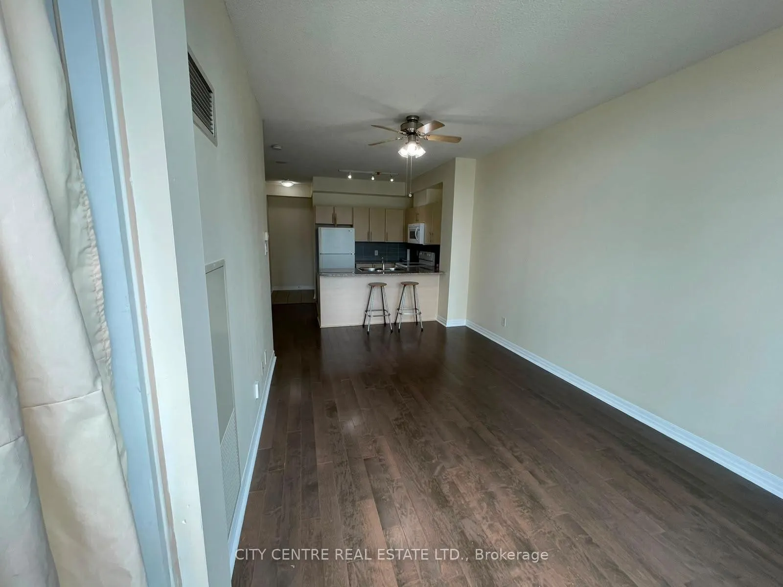 Photo 10 of Unit 2910, 3515 Kariya Drive, Mississauga, City Centre — HOMEH