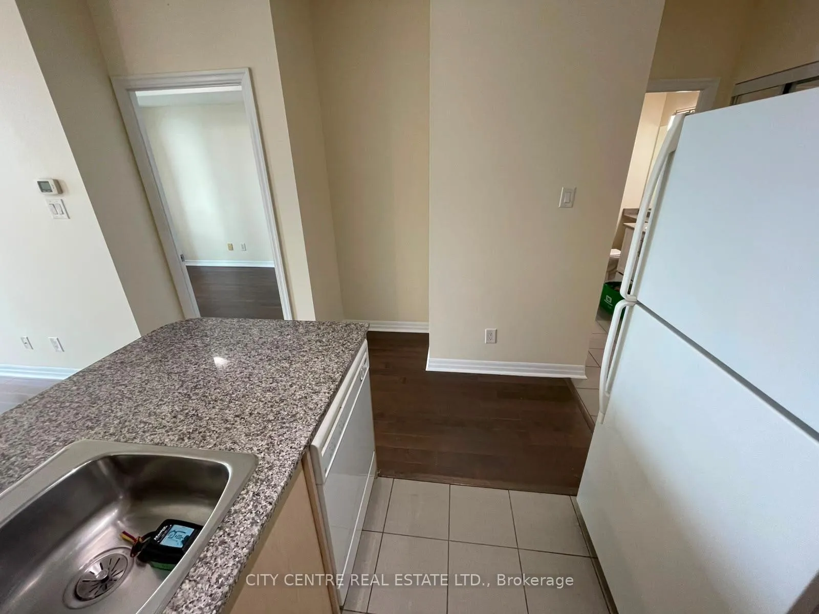 Photo 13 of Unit 2910, 3515 Kariya Drive, Mississauga, City Centre — HOMEH