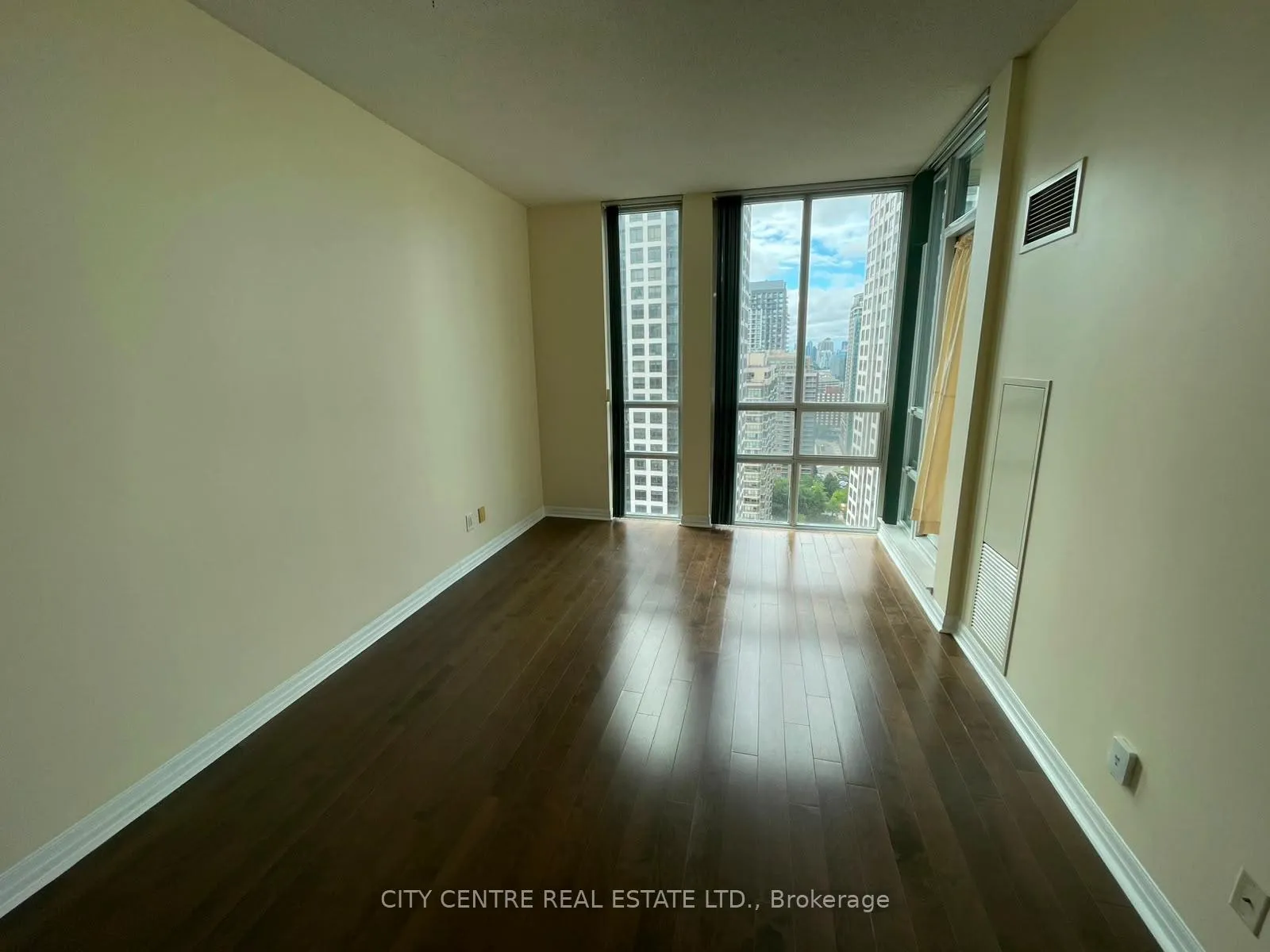 Photo 20 of Unit 2910, 3515 Kariya Drive, Mississauga, City Centre — HOMEH