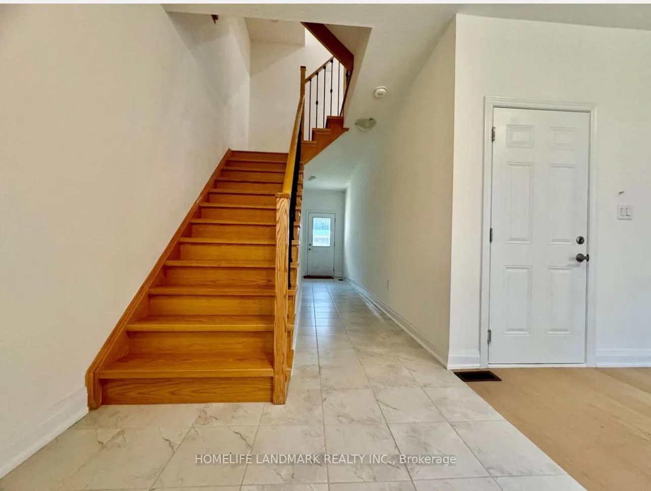Photo 4 of 79 Massachusetts Lane, Markham, Wismer — HOMEH