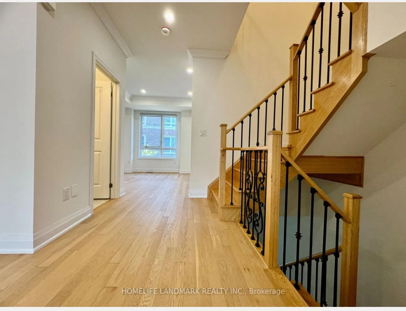 Photo 5 of 79 Massachusetts Lane, Markham, Wismer — HOMEH