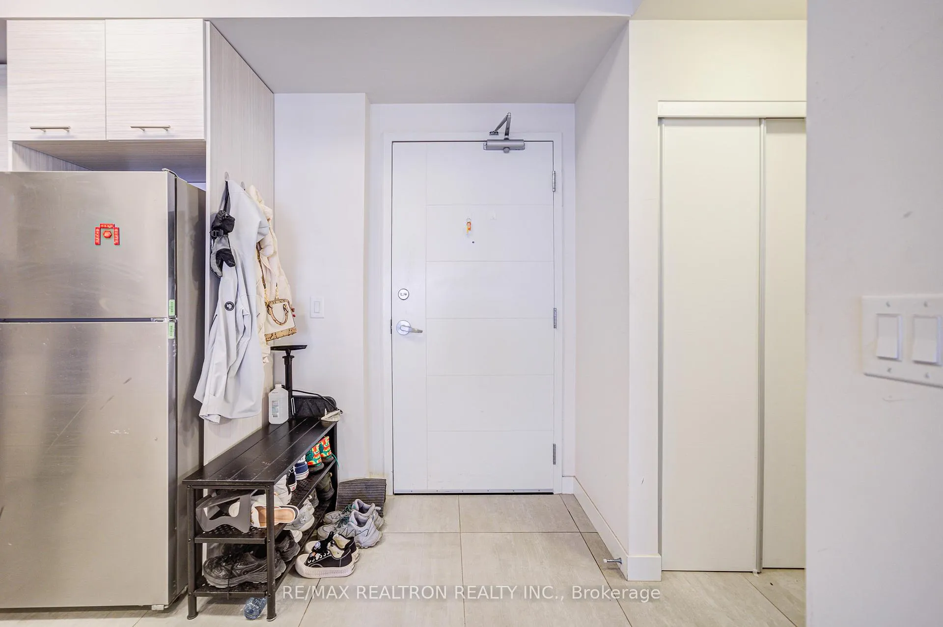 Photo 5 of Unit 519, 251 Hemlock Street, Waterloo, Beechwood/University — HOMEH