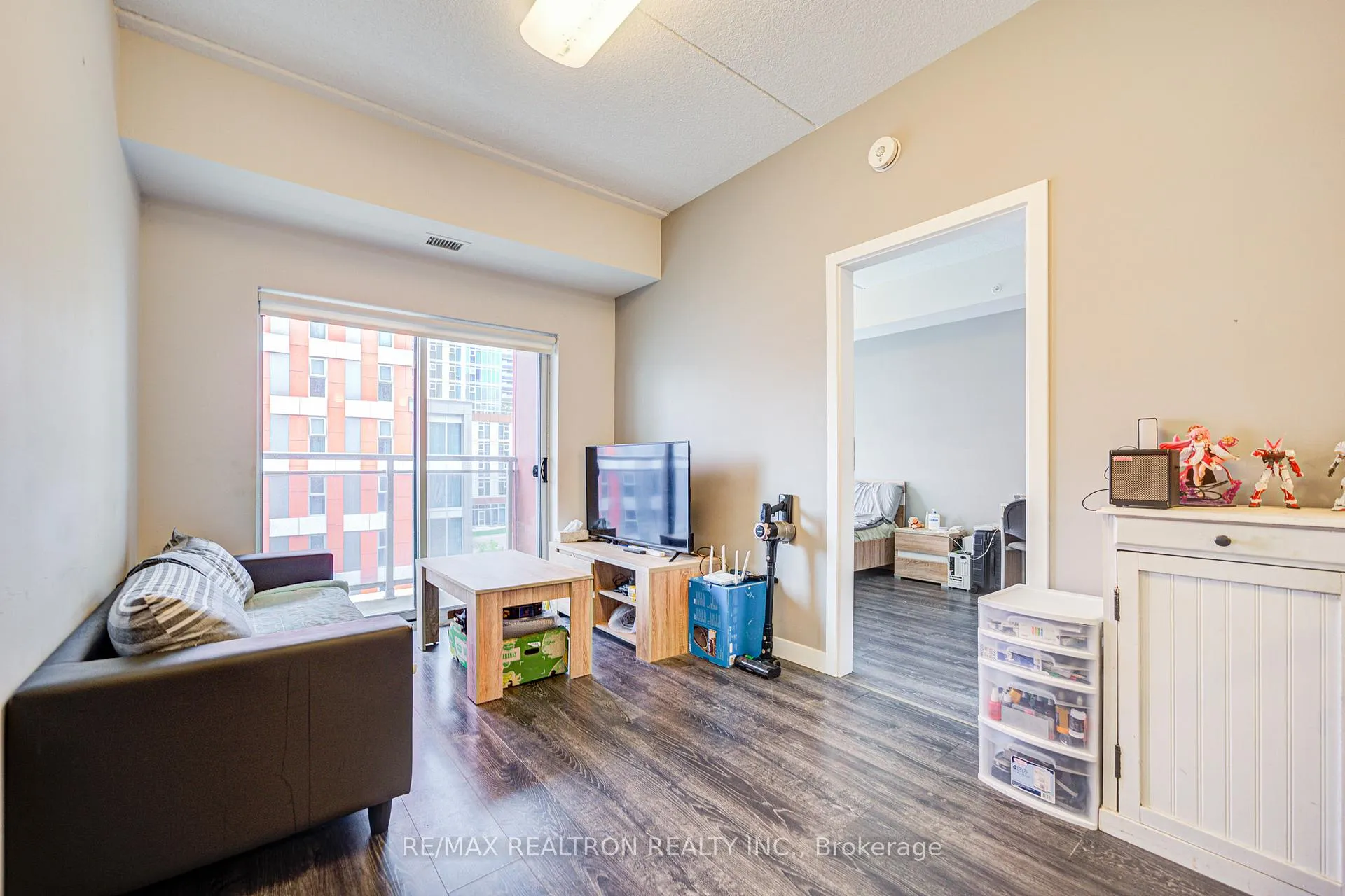 Photo 10 of Unit 519, 251 Hemlock Street, Waterloo, Beechwood/University — HOMEH