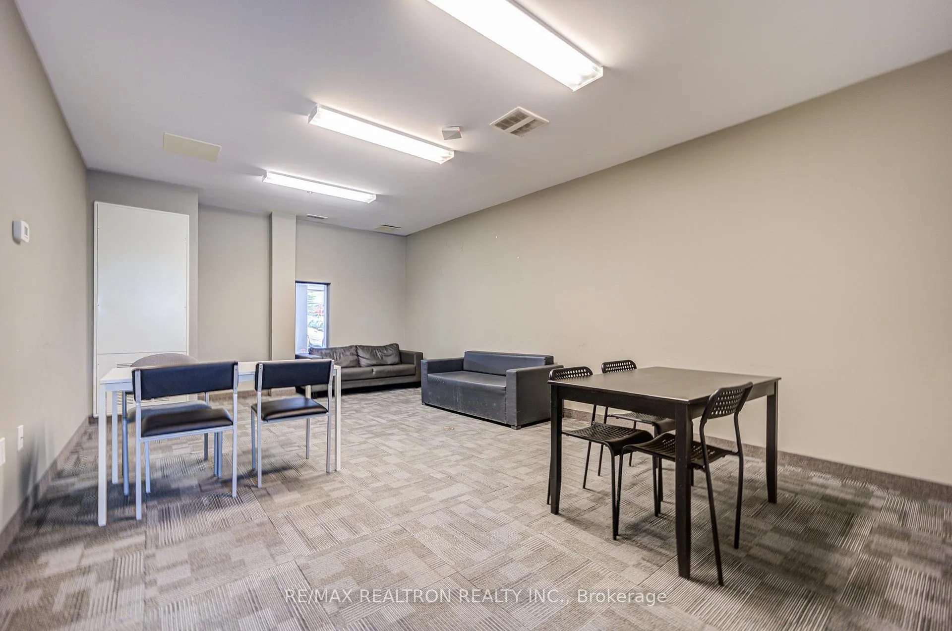 Photo 31 of Unit 519, 251 Hemlock Street, Waterloo, Beechwood/University — HOMEH