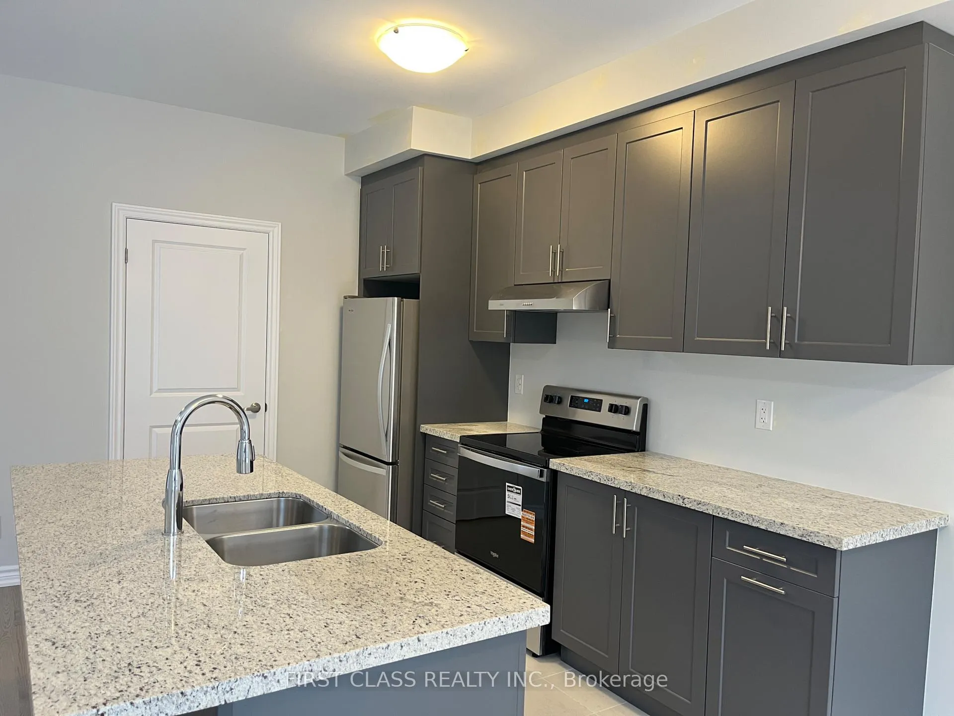 Photo 4 of 34 Freeman Williams Street, Markham, Angus Glen — HOMEH