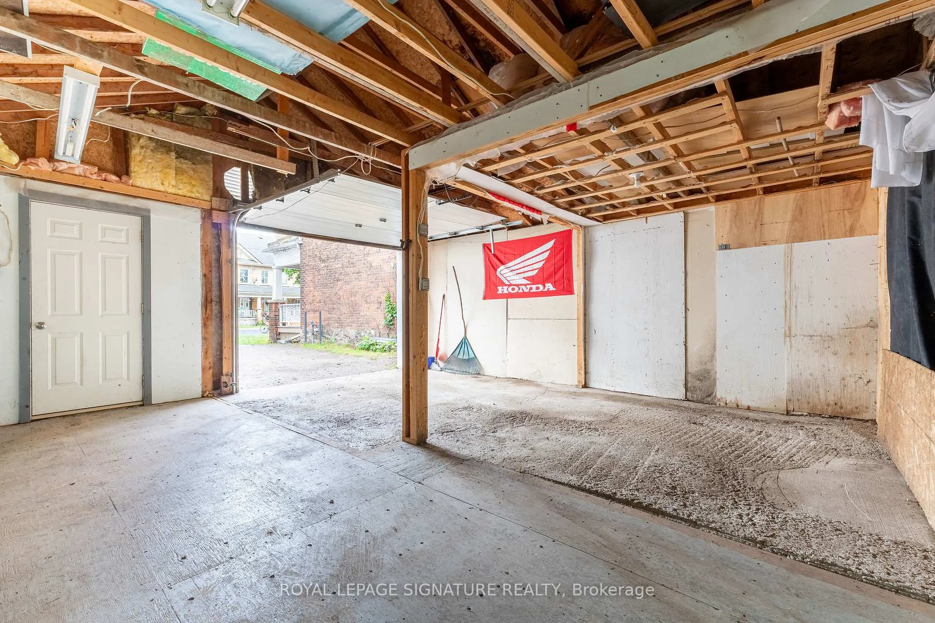 Photo 30 of 195 Rubidge Street, Peterborough, Town Ward 3 — HOMEH
