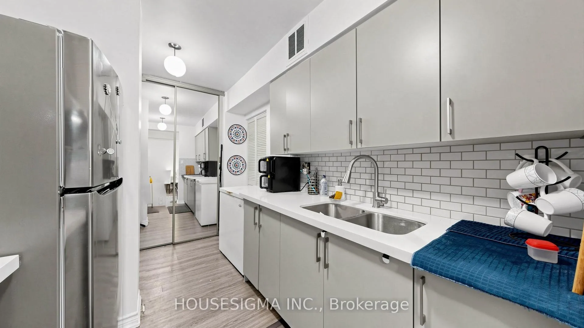 Photo 14 of Unit 1811, 340 Dixon Road, Etobicoke, Kingsview Village-The Westway — HOMEH