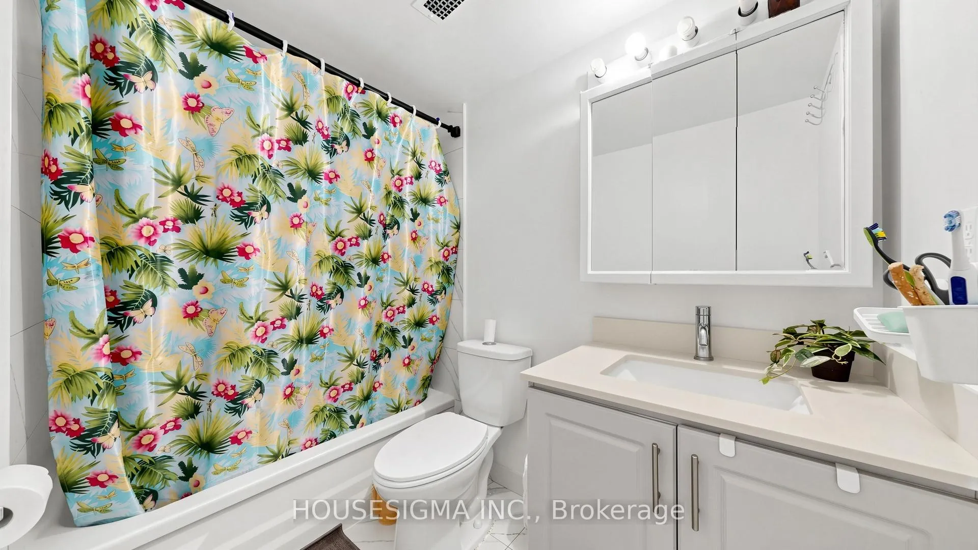 Photo 16 of Unit 1811, 340 Dixon Road, Etobicoke, Kingsview Village-The Westway — HOMEH