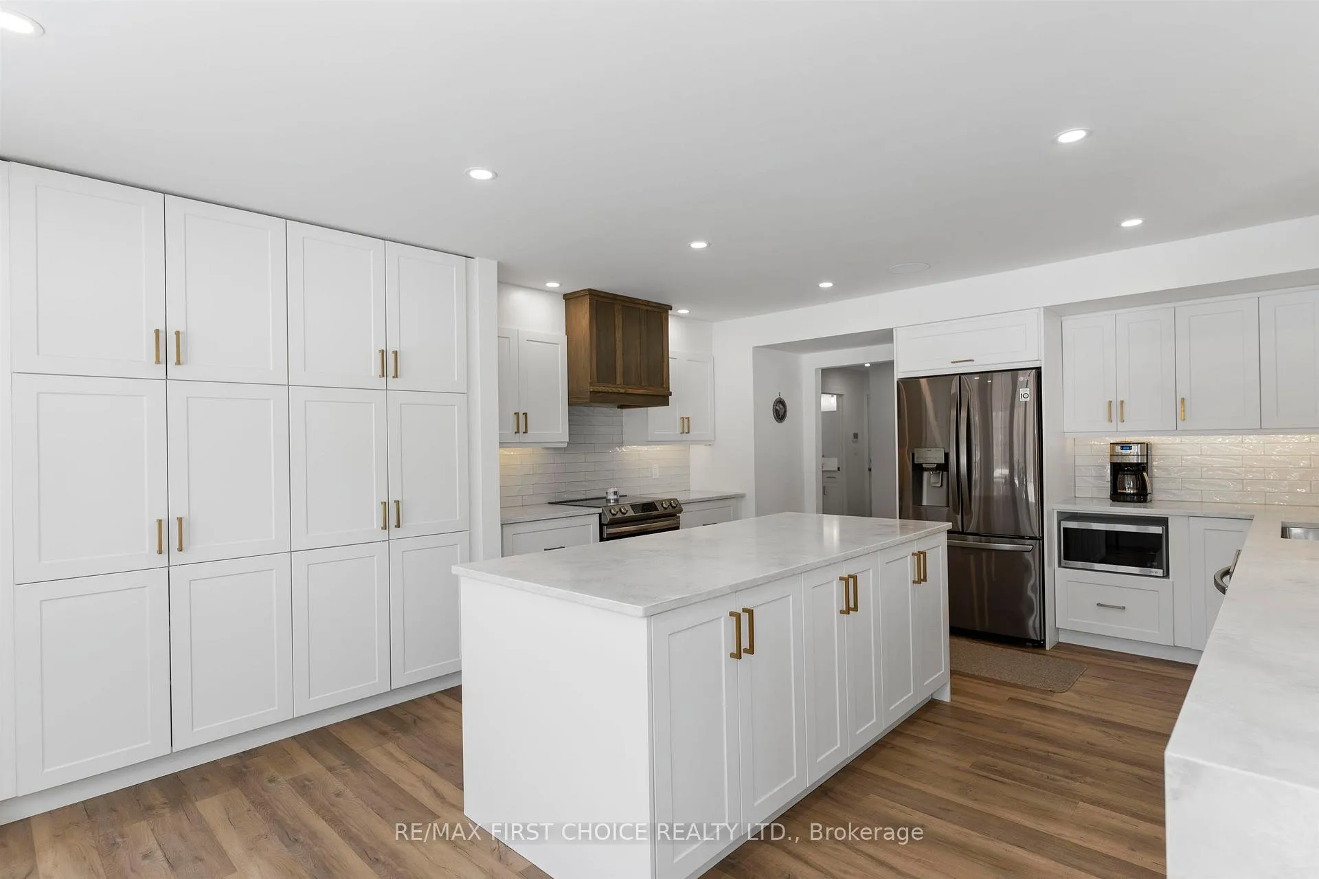 Photo 14 of 1009 Riverdale Road, Thunder Bay, Riverdale Road — HOMEH