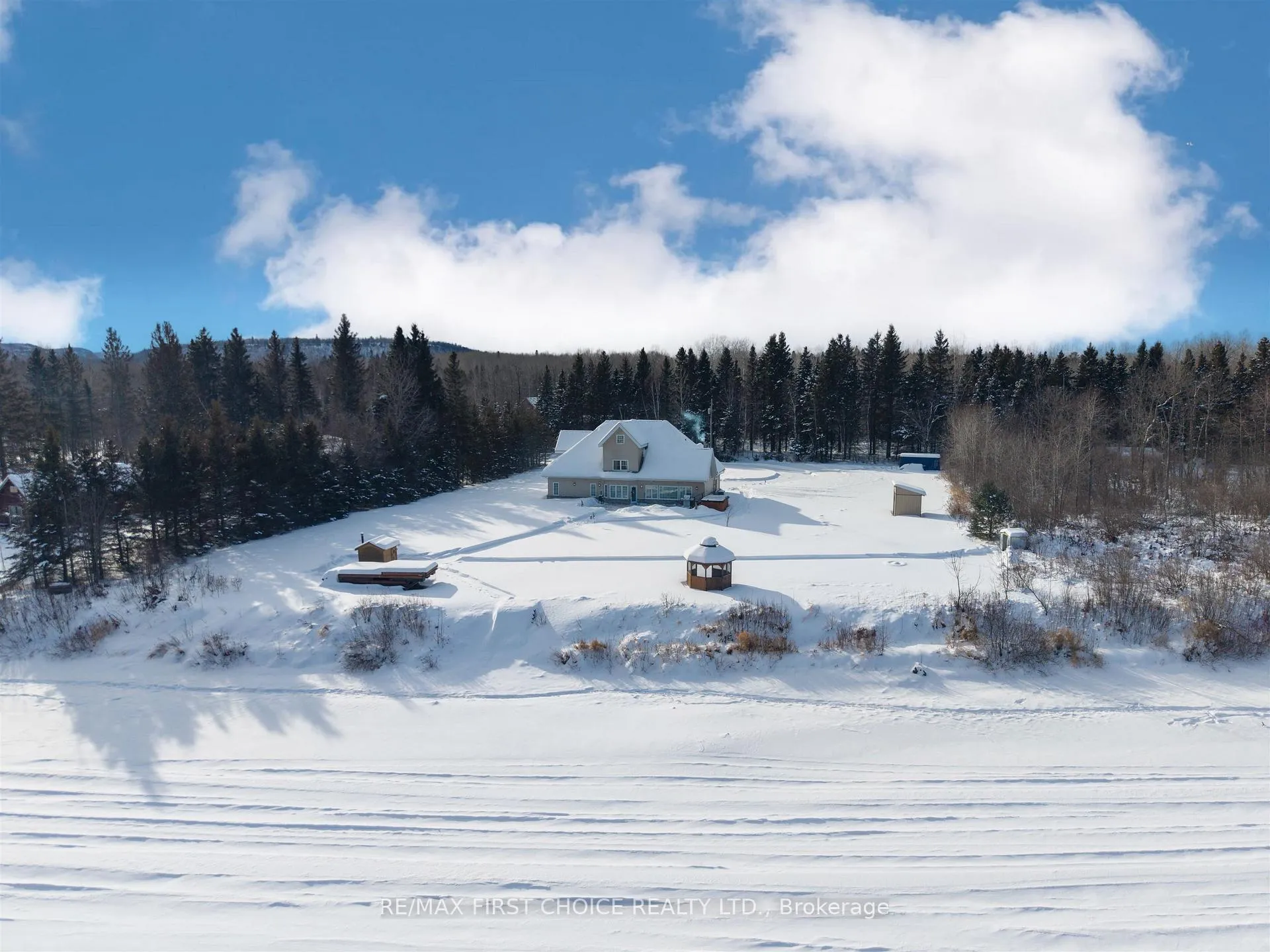 Photo 43 of 1009 Riverdale Road, Thunder Bay, Riverdale Road — HOMEH