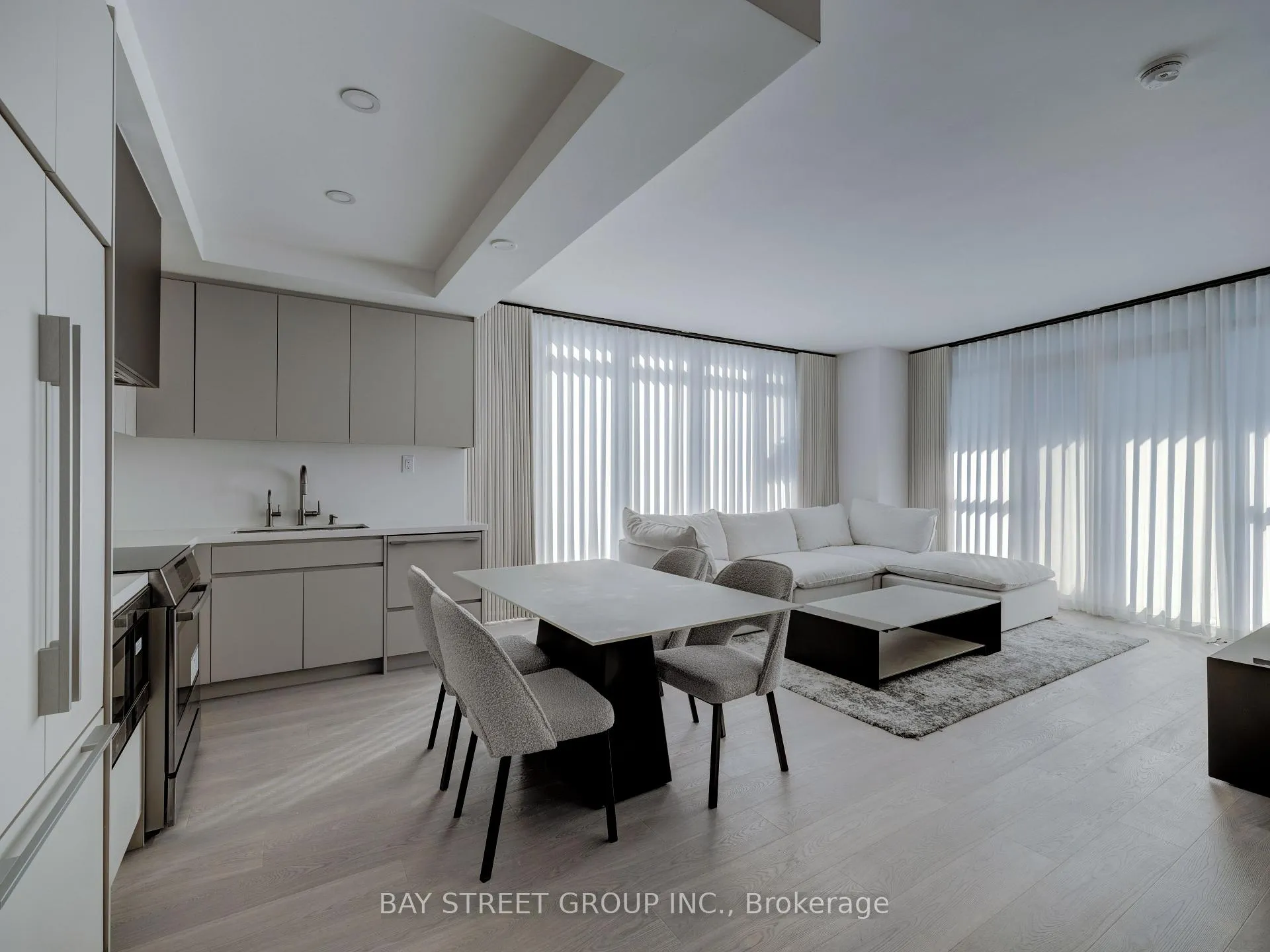Photo 1 of Unit 2209, 121 Mcmahon Drive, North York, Bayview Village — HOMEH