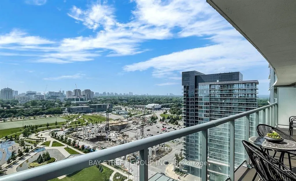 Photo 12 of Unit 2209, 121 Mcmahon Drive, North York, Bayview Village — HOMEH