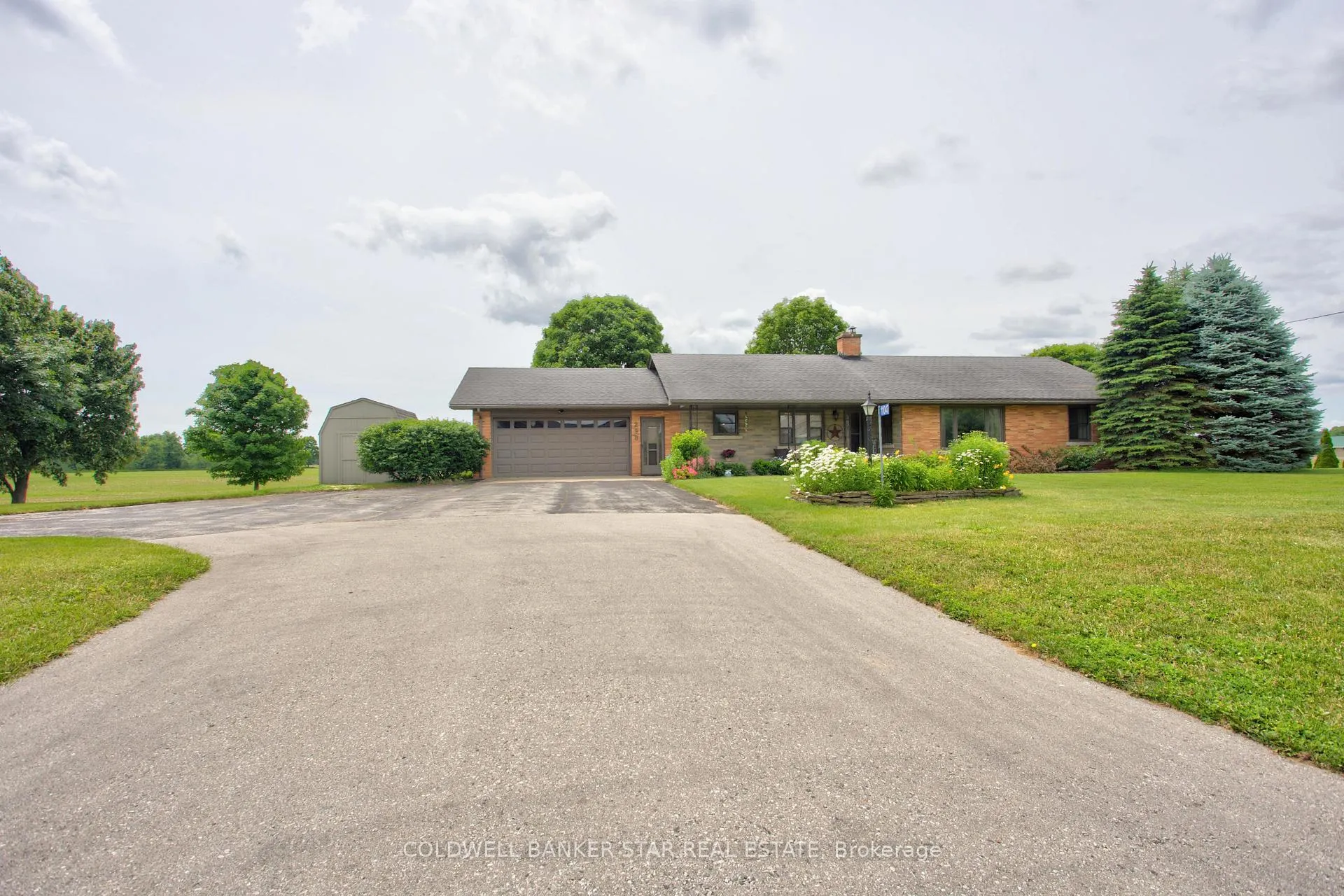 Photo 4 of 11047 Miller Road, Dutton/Dunwich, Dutton — HOMEH