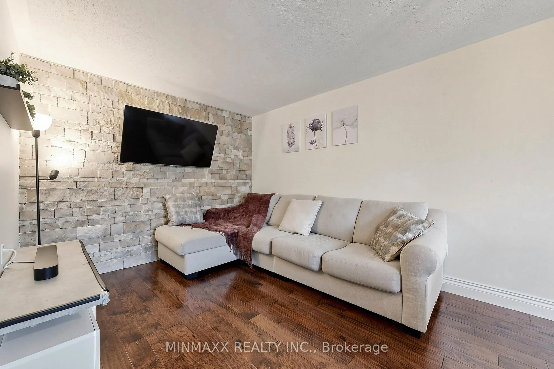Photo 5 of 636 Frank Place, Milton, Harrison — HOMEH