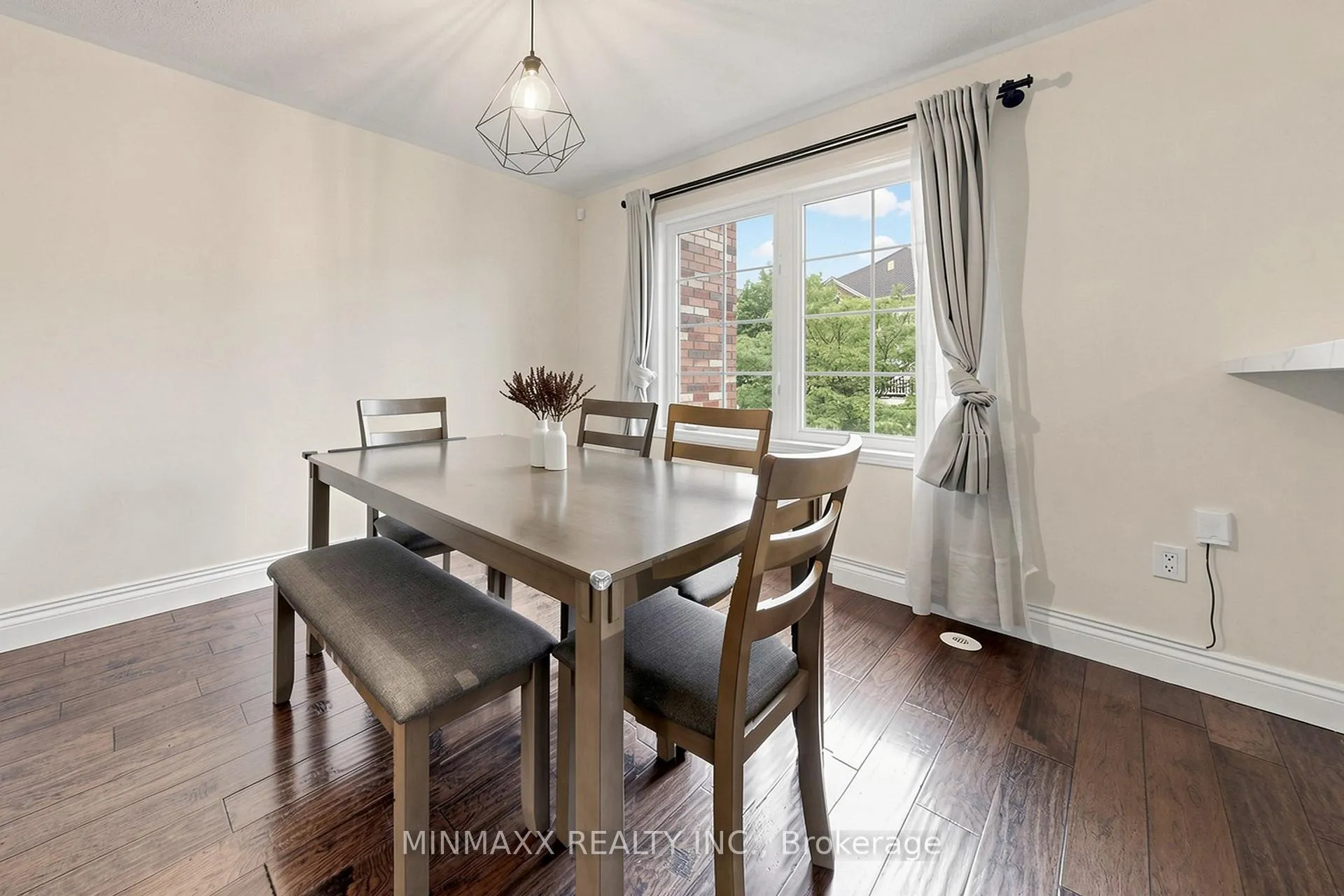 Photo 10 of 636 Frank Place, Milton, Harrison — HOMEH