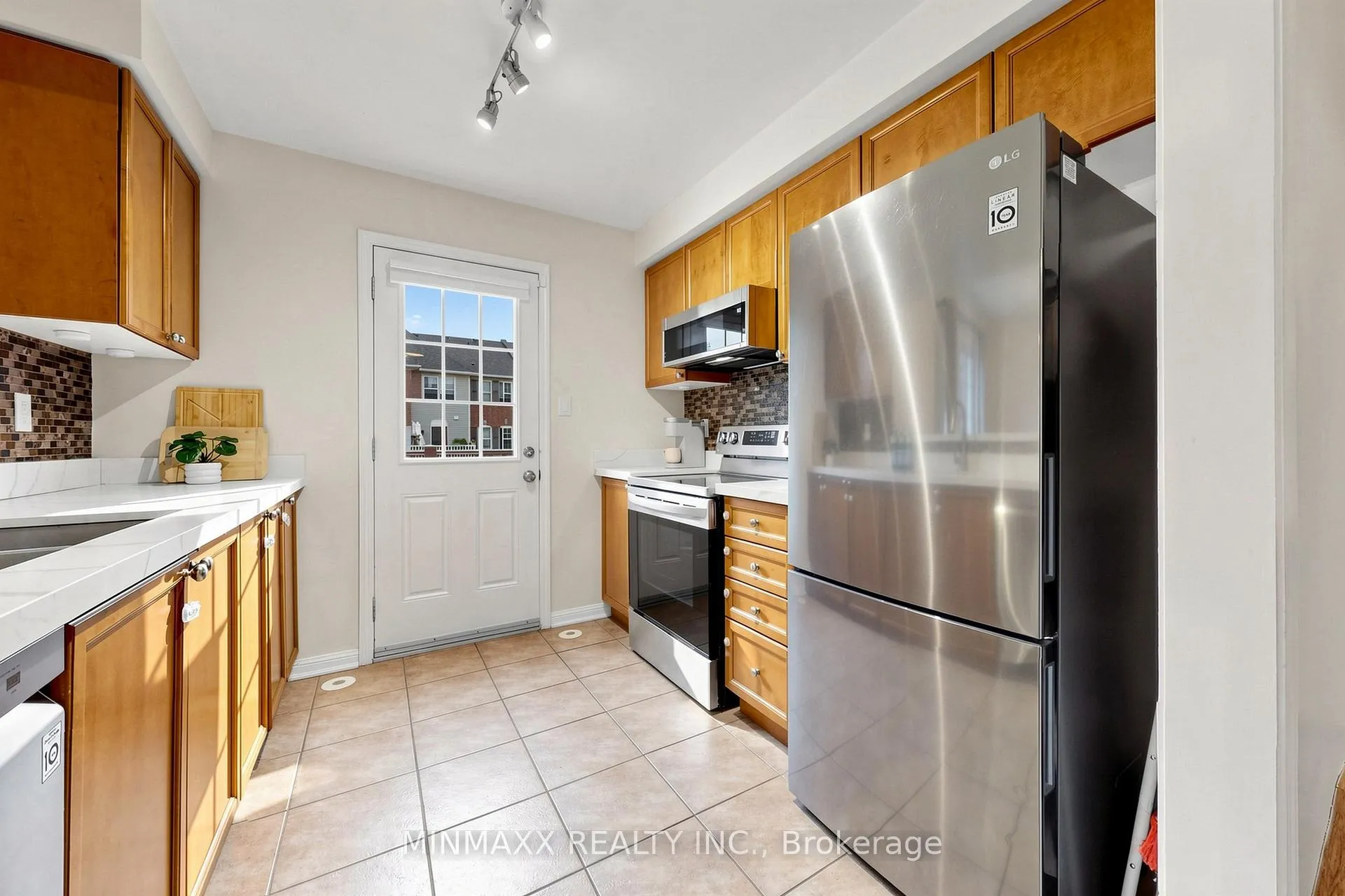 Photo 14 of 636 Frank Place, Milton, Harrison — HOMEH