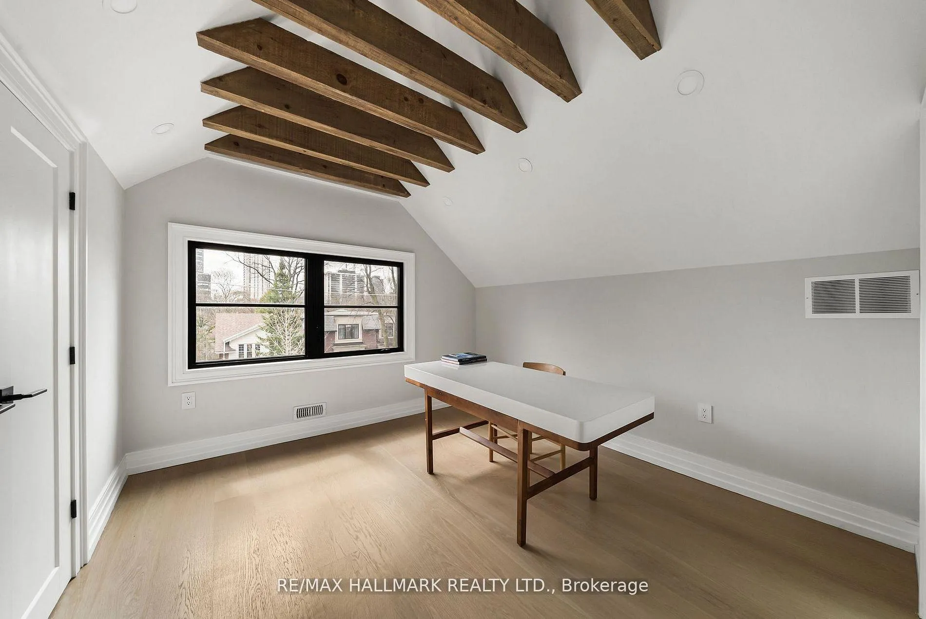 Photo 29 of 26 Carey Road, Toronto, Mount Pleasant West — HOMEH