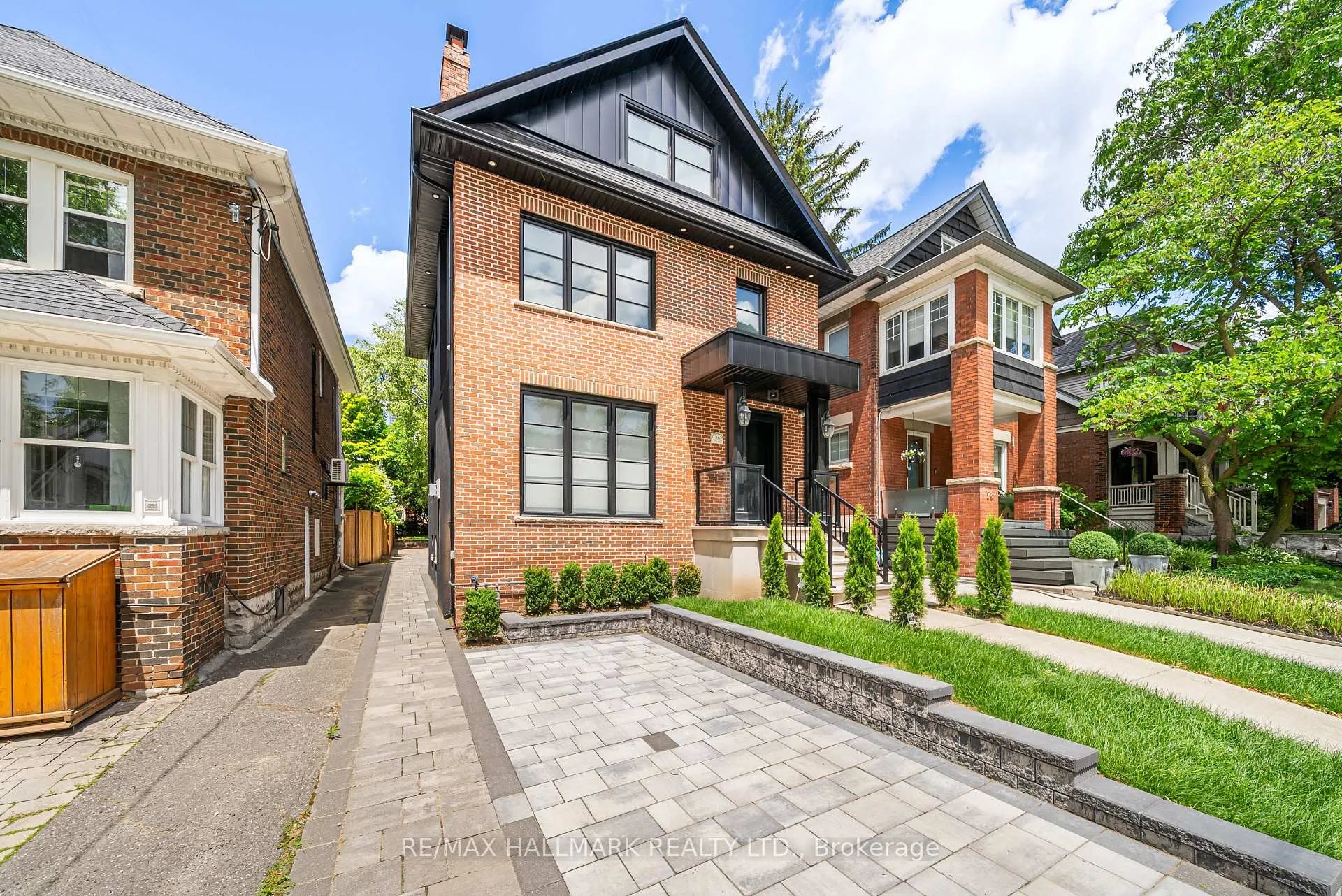 Photo 1 of 26 Carey Road, Toronto, Mount Pleasant West — HOMEH